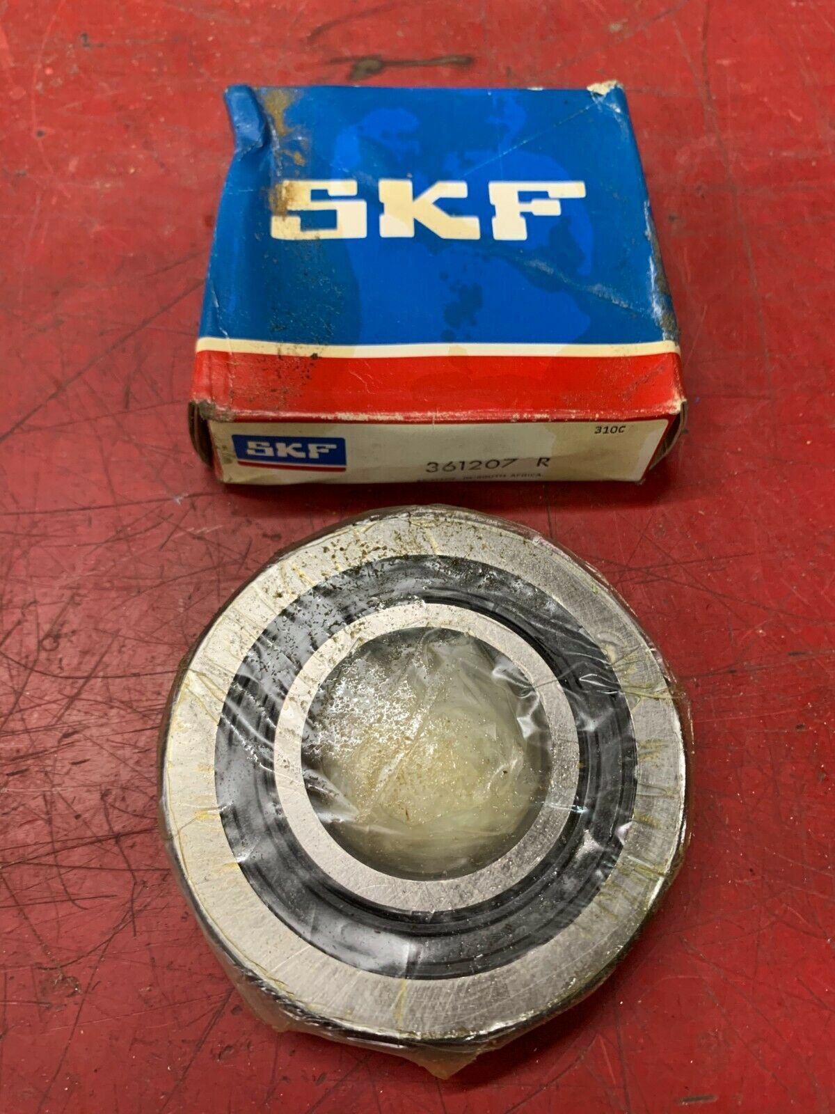 NEW IN BOX SKF BEARING 361207R