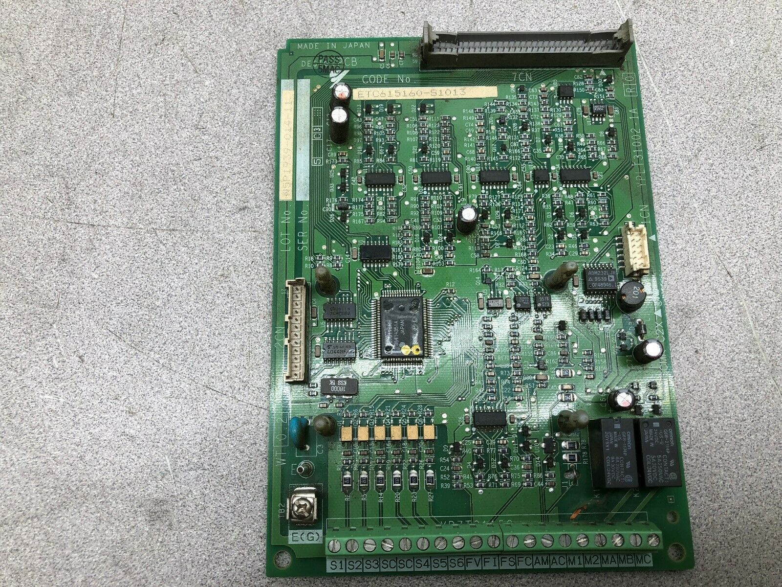 USED YASKAWA ELECTRIC PC GATE DRIVER BOARD ETC615160-S1013