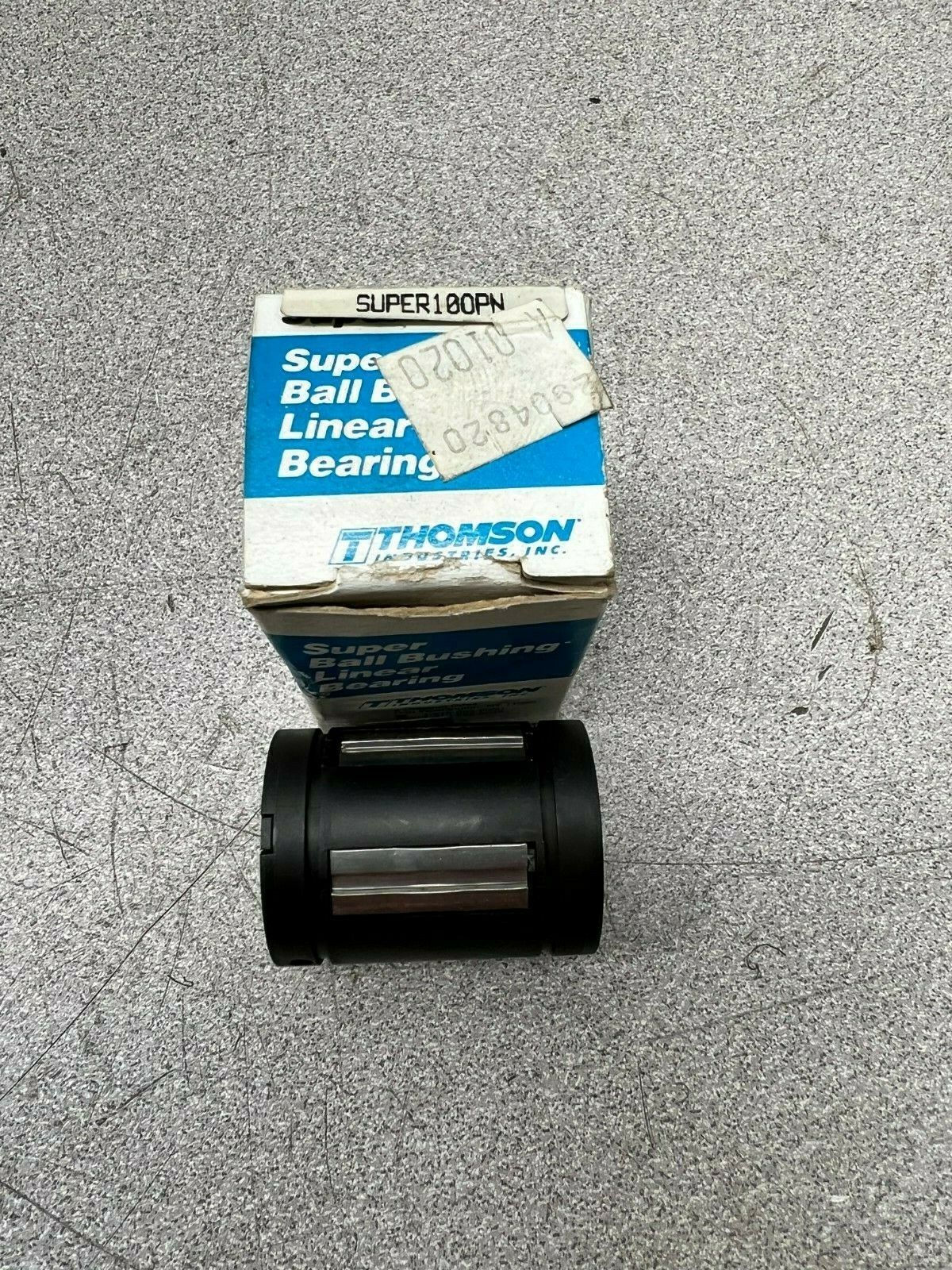 NEW IN BOX THOMSON BALL BUSHING SUPER10OPN