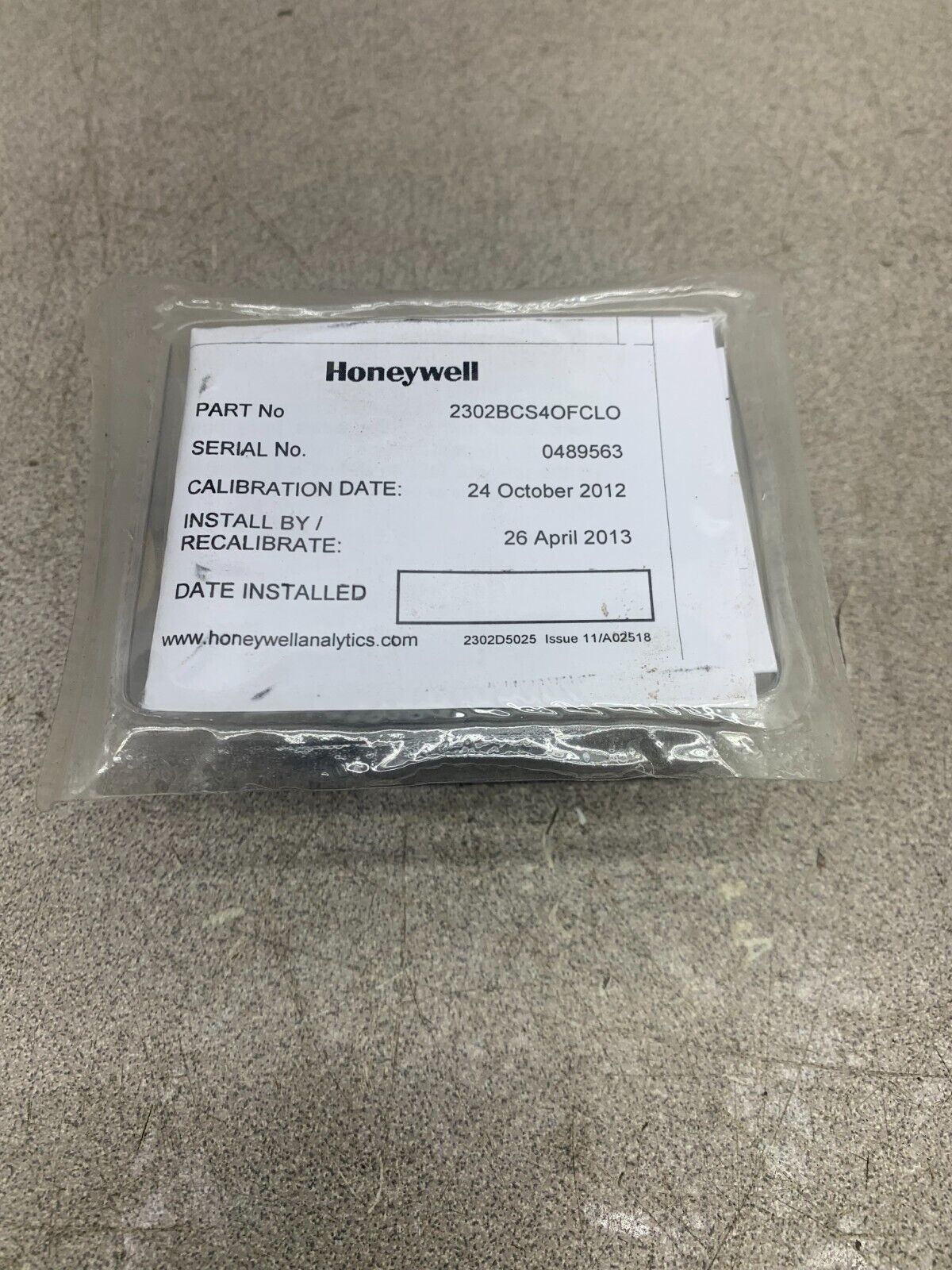 NEW IN PACKAGE HONEYWELL MONITOR 2302BCS4OFCLO