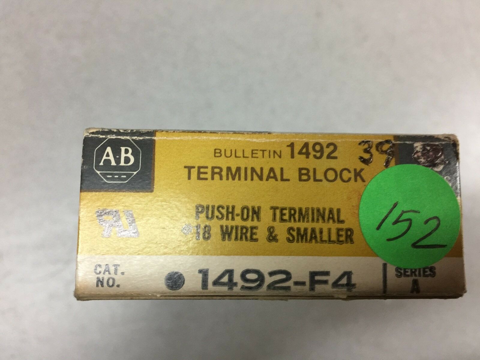 NEW IN BOX ALLEN BRADLEY TERMINAL BLOCKS LOT OF 39 1492-F4