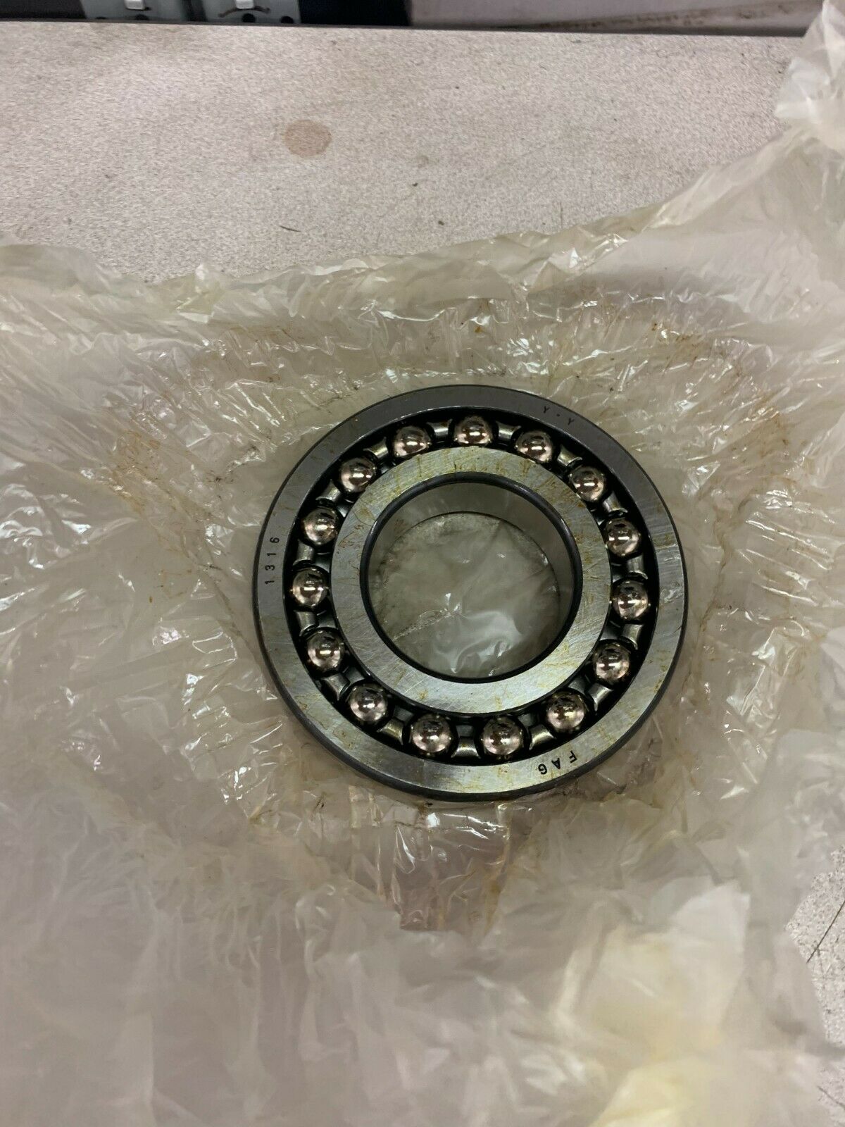 NEW NO BOX FAG ROLLER BEARING 1316