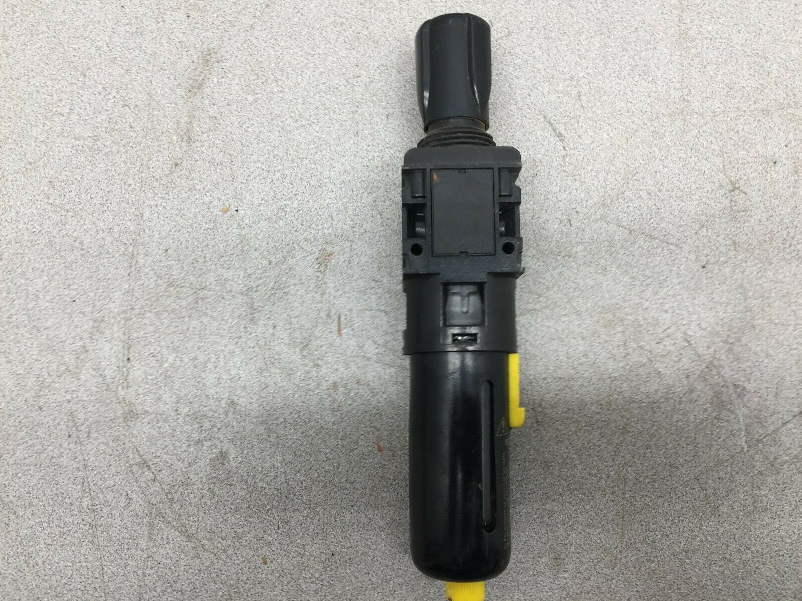 USED JOUCOMATIC FILTER REGULATOR 34204179