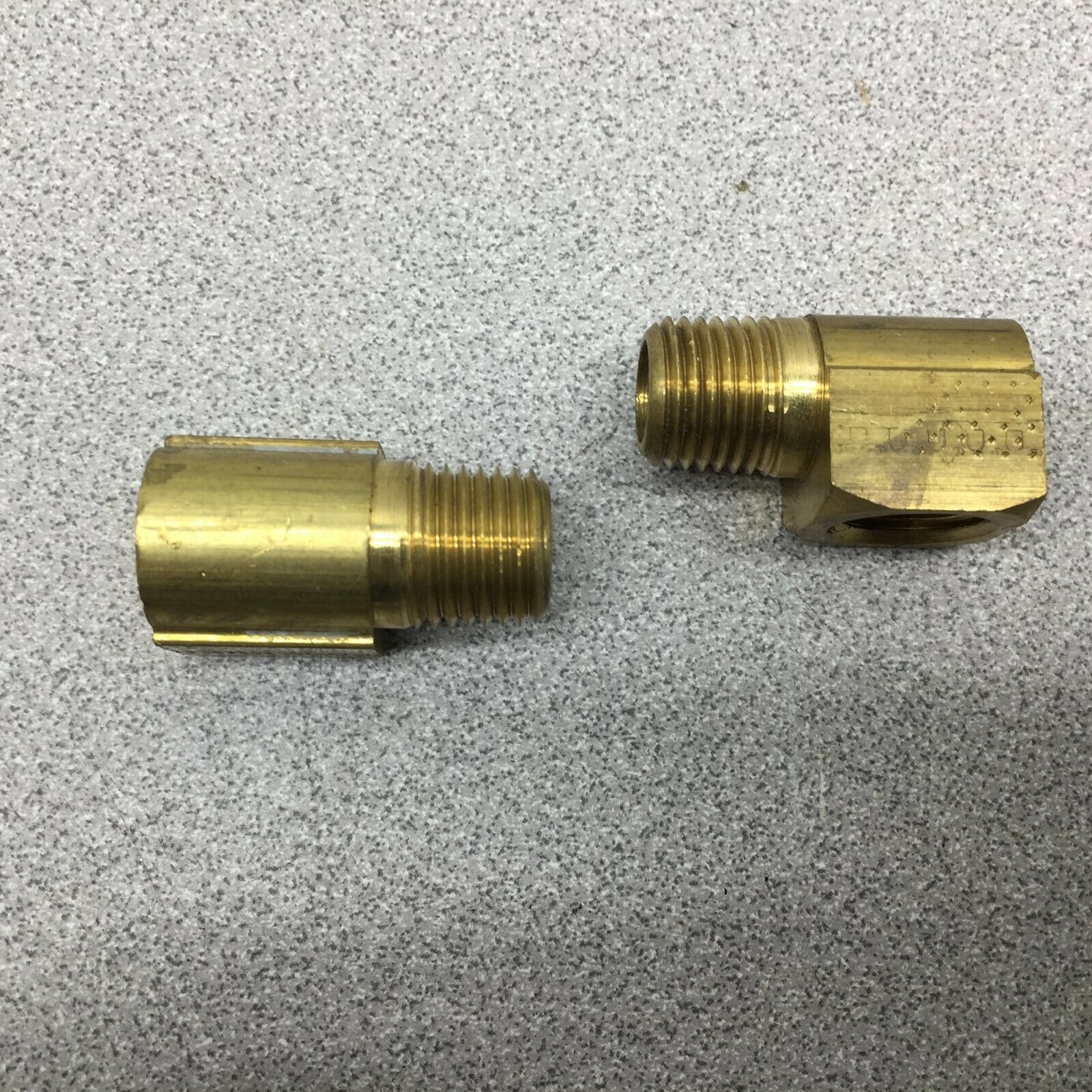 NEW NO BOX LOT OF 25 PF BRASS 1/4NPT STREET ELBOW 83242