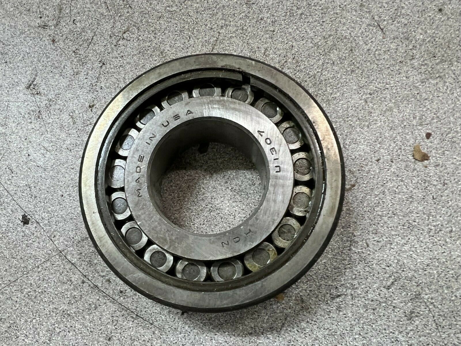 NEW IN BOX NDH BEARING U1307TM