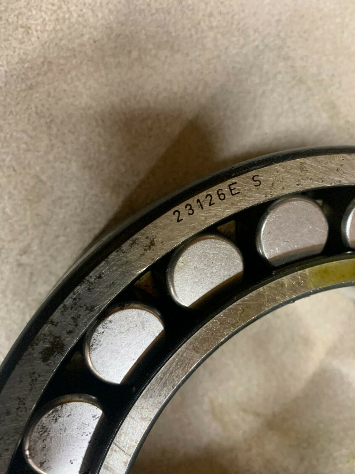 NEW NO BOX FAG SPHERICAL ROLLER BEARING 23126E S