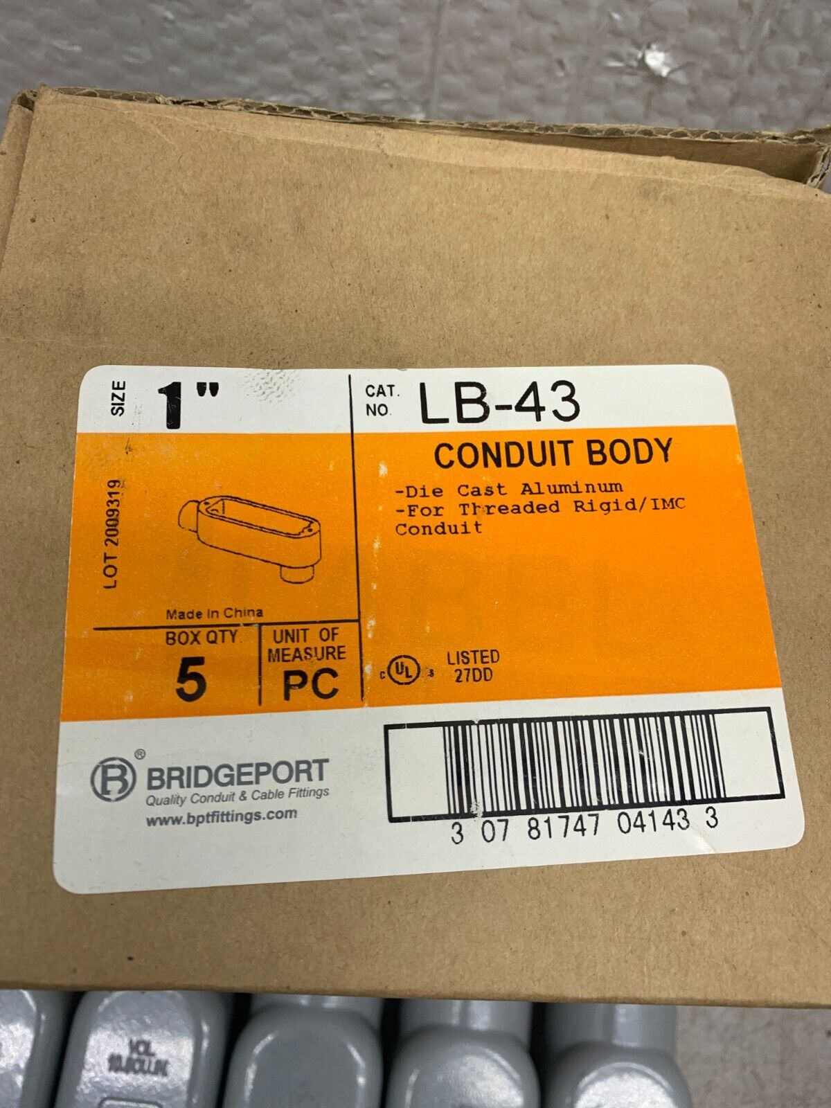 NEW BOX OF 5 BRIDGEPORT 1" CONDUIT BODY LB-43