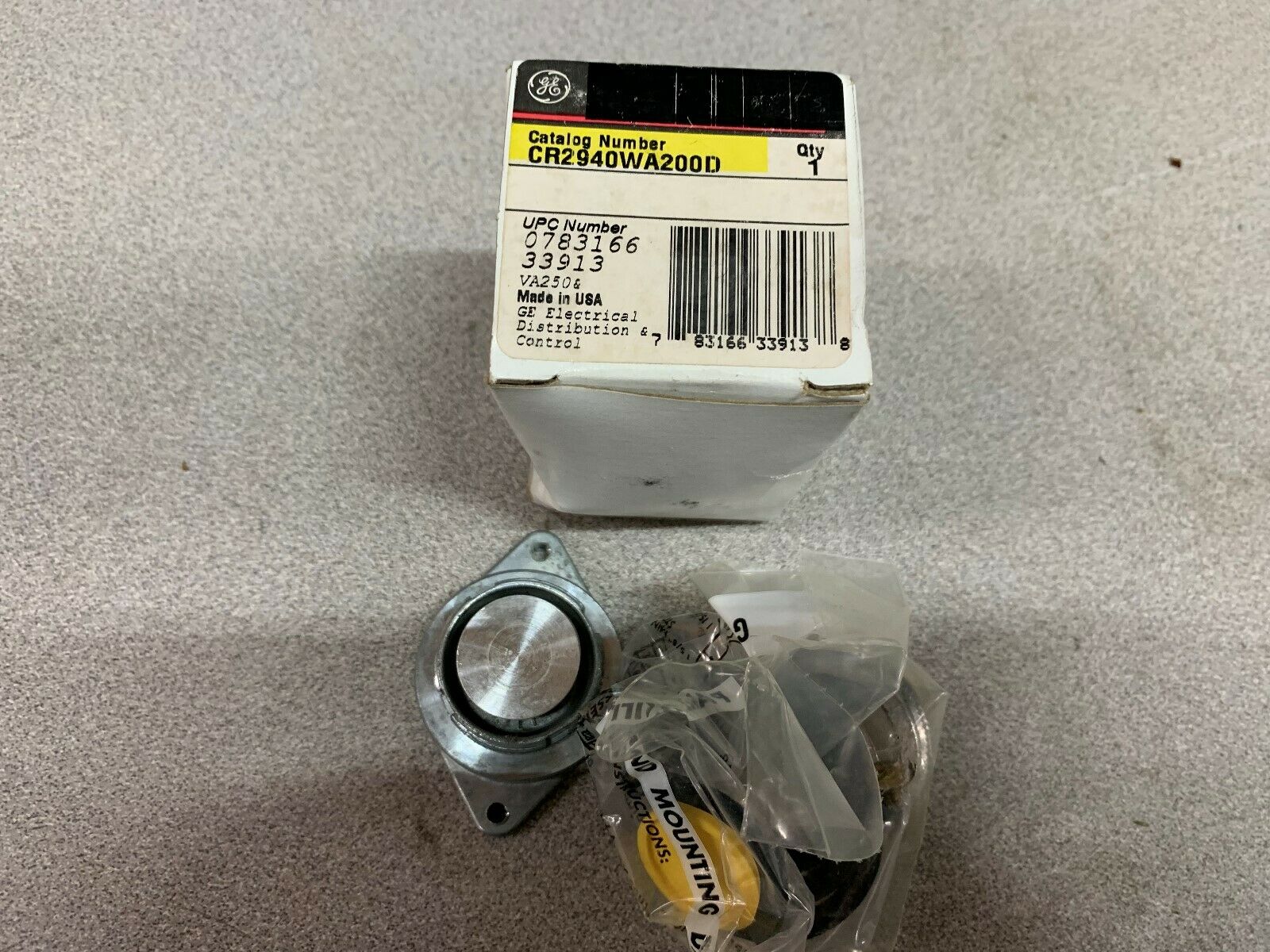 NEW IN BOX GE PART CR2940WA200D