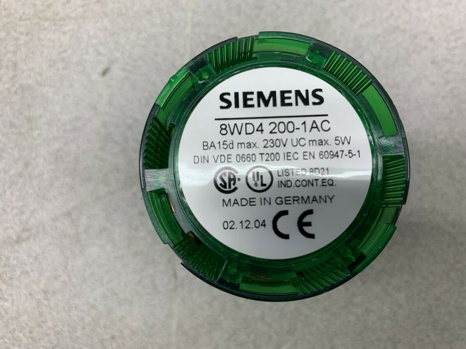 NEW NO BOX SIEMENS LIGHT ELEMENT 8WD4  200 1AC