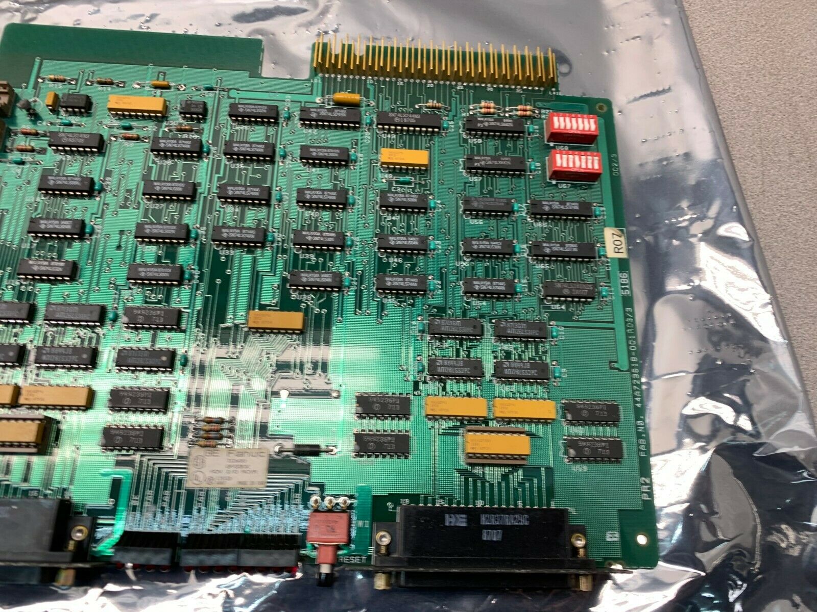 USED GENERAL ELECTRIC FANUC CIRCUIT BOARD IC600BF830K