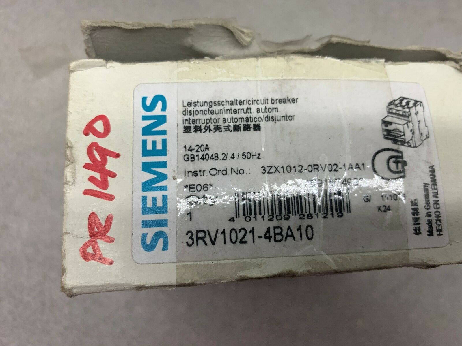 NEW IN BOX SIEMENS BREAKER 3RV1201-4BA10