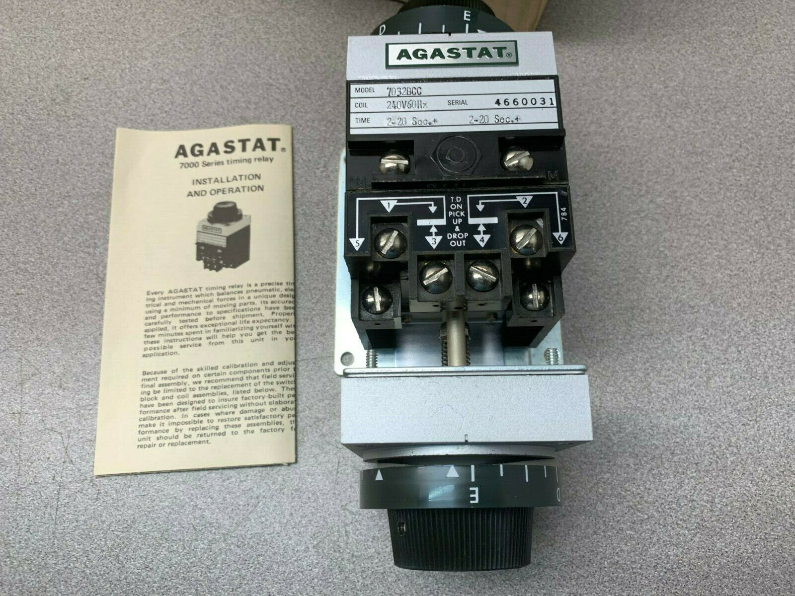 NEW IN BOX AGASTAT 240V. TIMER 2-20 SEC. TIMING RELAY 7032BCC