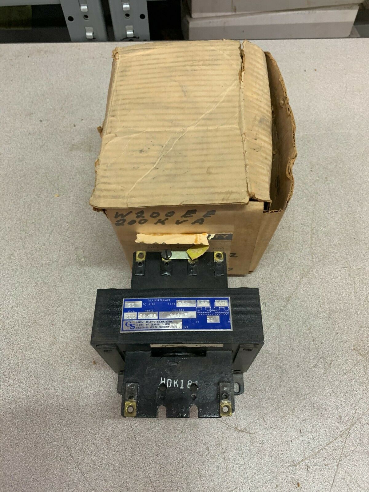 NEW IN BOX SOLA HEVI-DUTY .200KVA TRANSFORMER TYPE SBW W200E