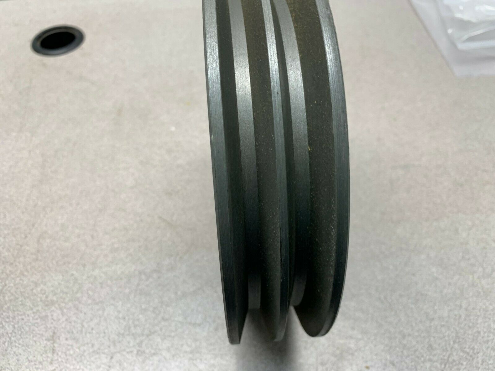 NEW NO BOX TB WOODS SHEAVE 2GROOVE 2.7X1.75X7.69IN .63IN PITCH 74X2B-SK TYM