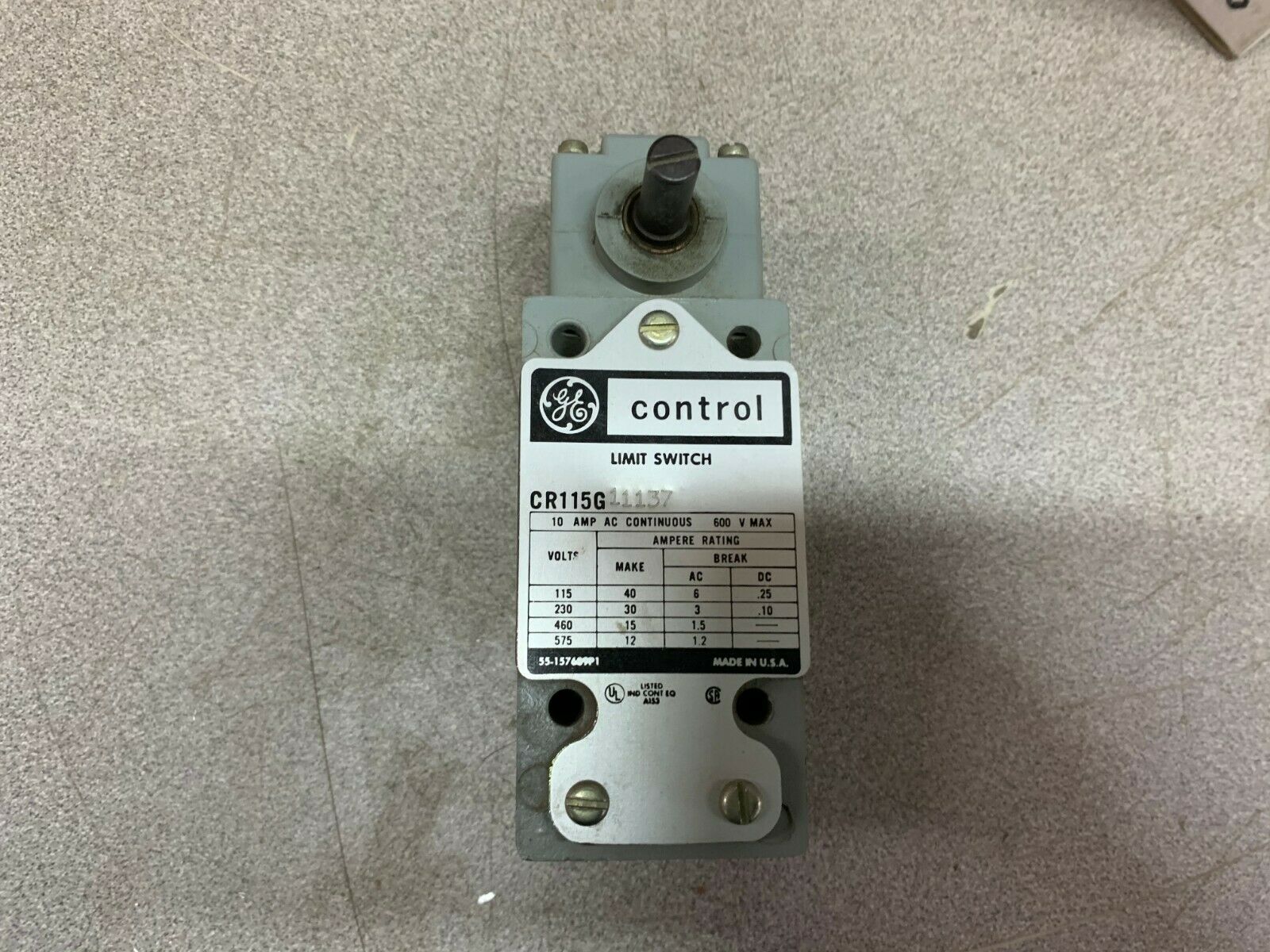 NEW NO BOX GE SWITCH CR115G1137