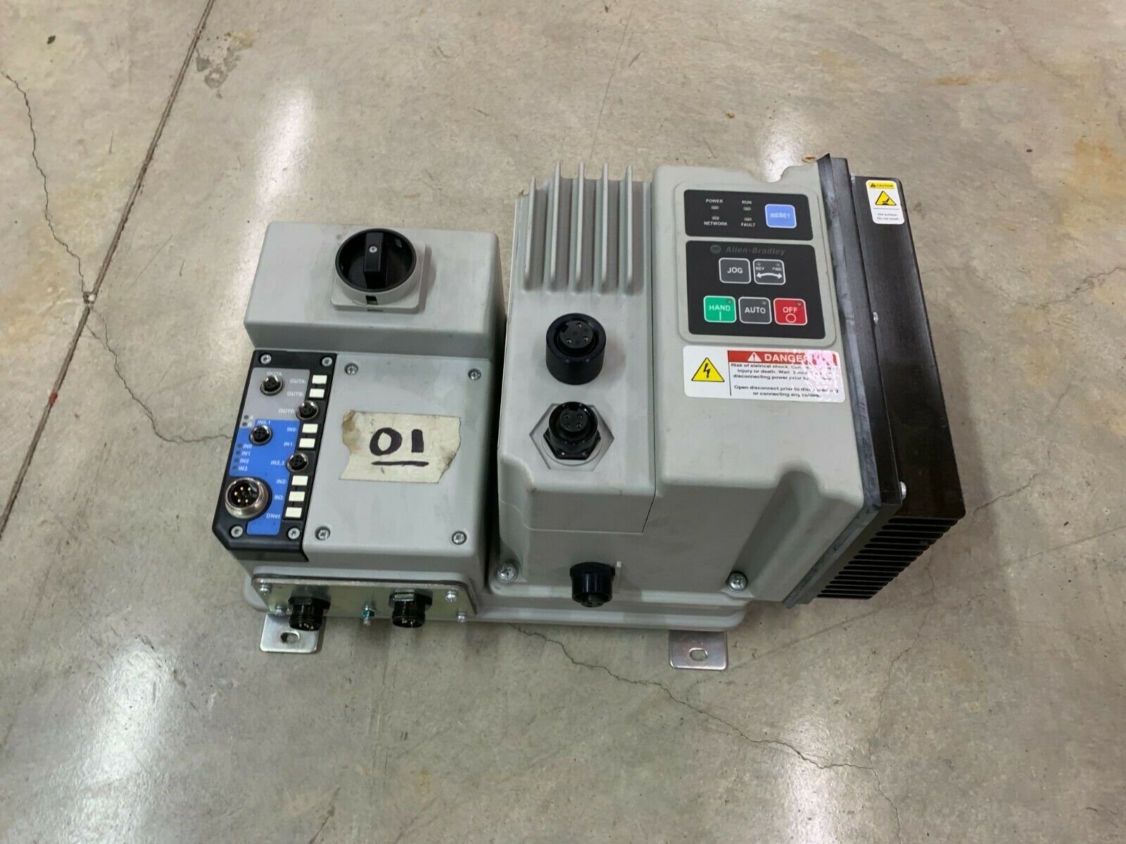 USED ALLEN-BRADLEY ARMORSTART CONTROL DRIVE AND BASE 284D-FHD1P4Z-10-RR-3-DB-SBW