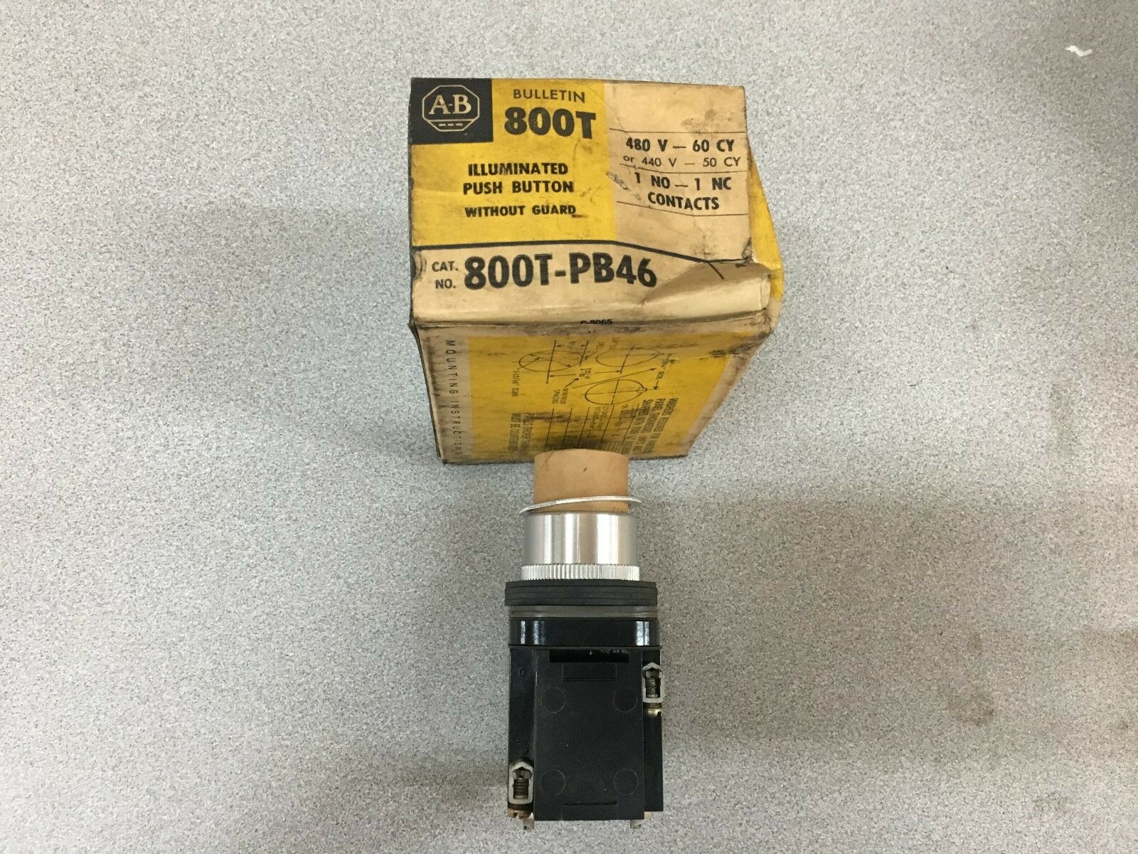 NEW IN BOX ALLEN BRADLEY PUSH BUTTON 800T-PB46 SERIES A