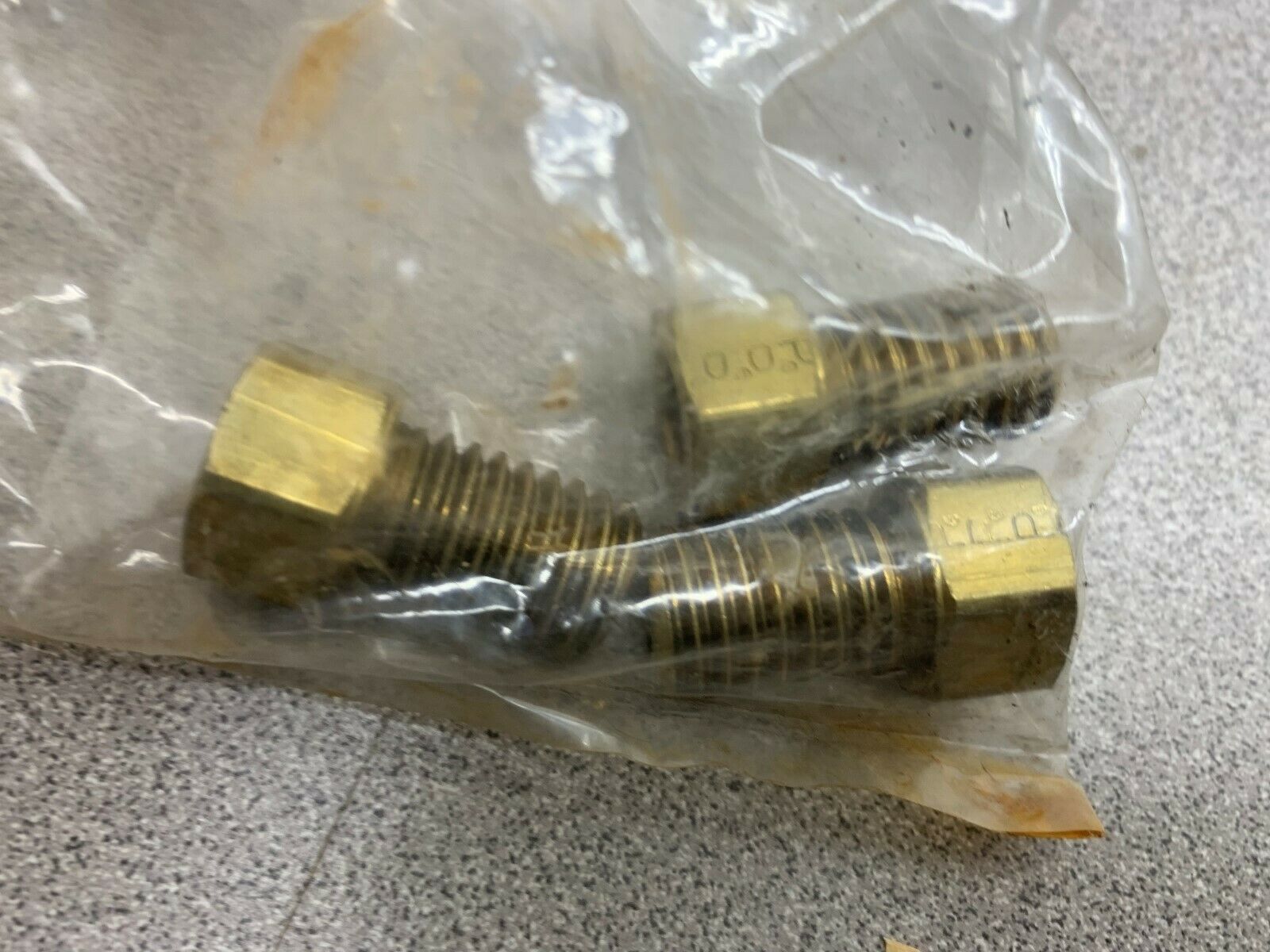 LOT OF 6 NEW NO BOX CATERPILLAR BOLTS 093906