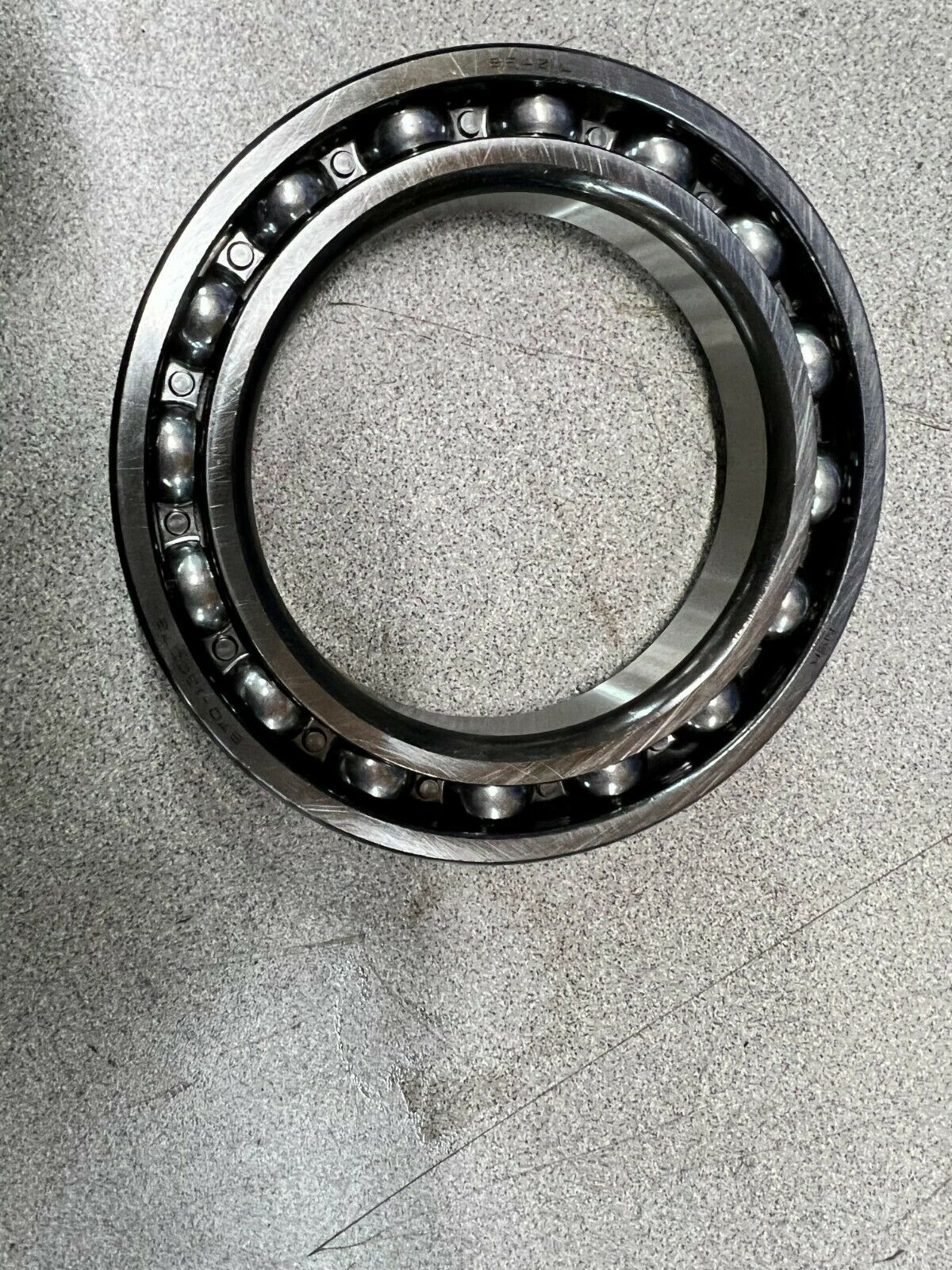 NEW IN BOX NSK B70-13 ROLLER BEARING B70-13CG76