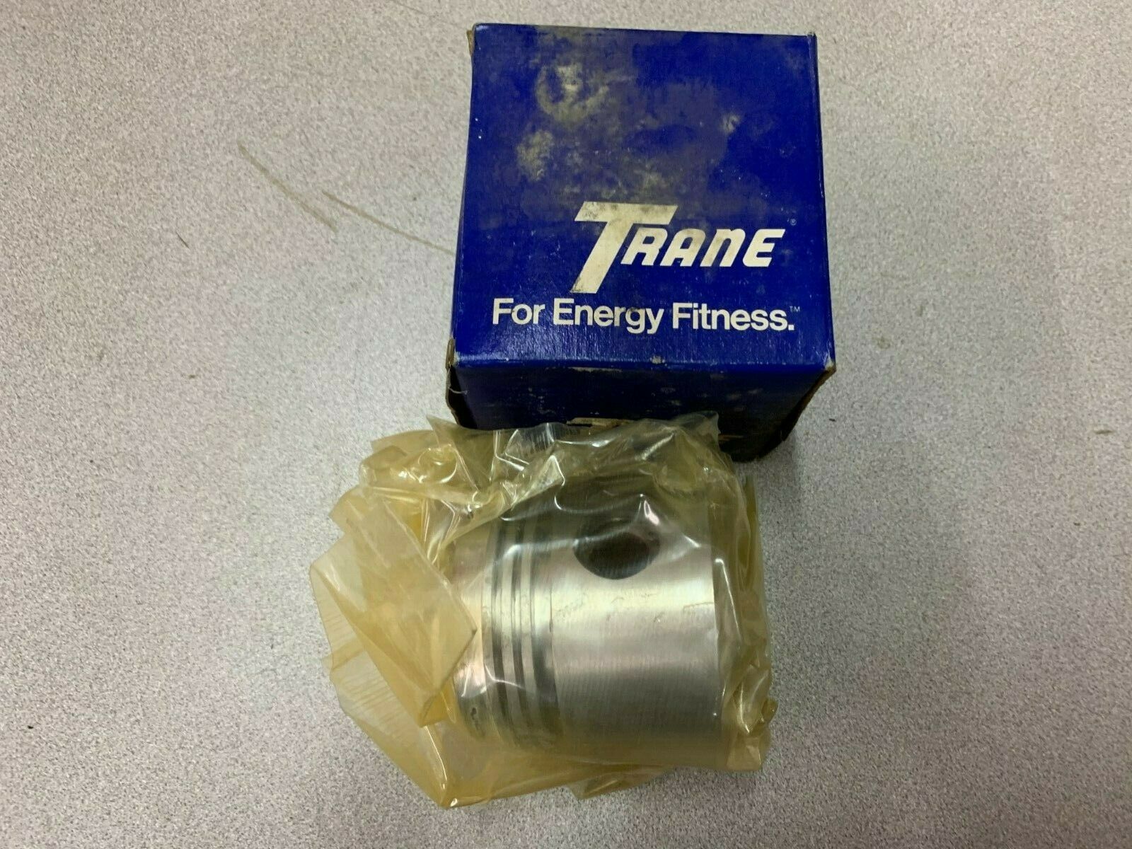 NEW IN BOX TRANE PISTON 4330-2529-01-07