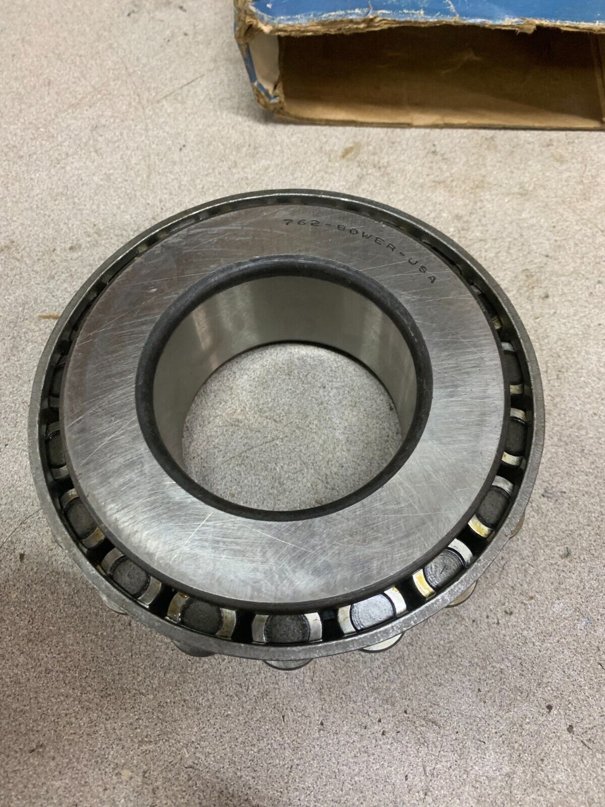 NEW IN BOX BOWER TAPERED ROLLER BEARING 762