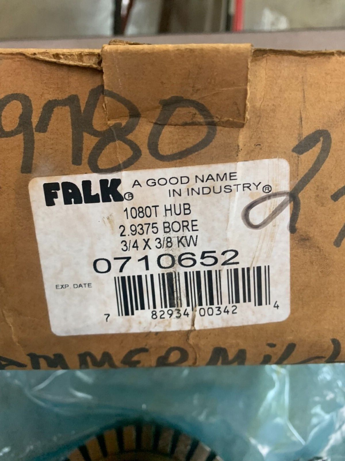 NEW IN BOX FALK 1080T HUB 2.9375 BORE 3/4 X 3/8 KW HUB 0710652