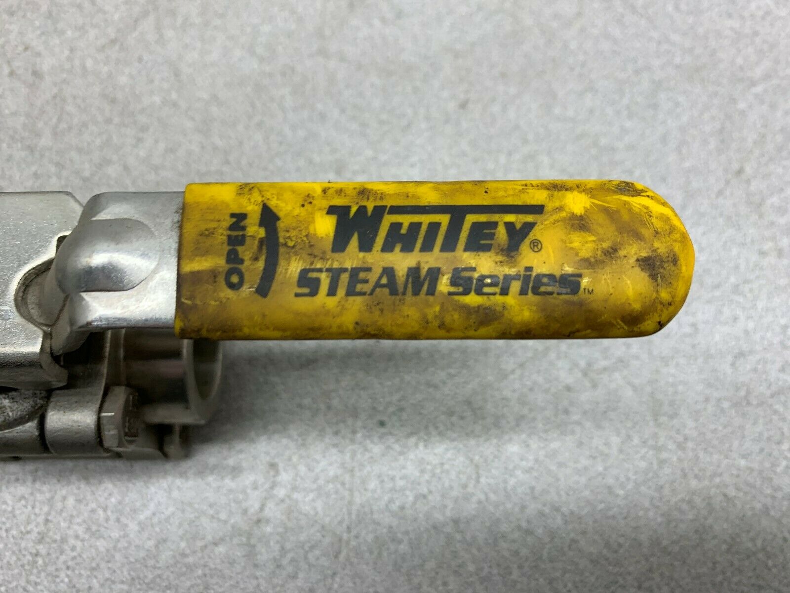 NEW NO BOX WHITEY VALVE SS-S63PSW8P