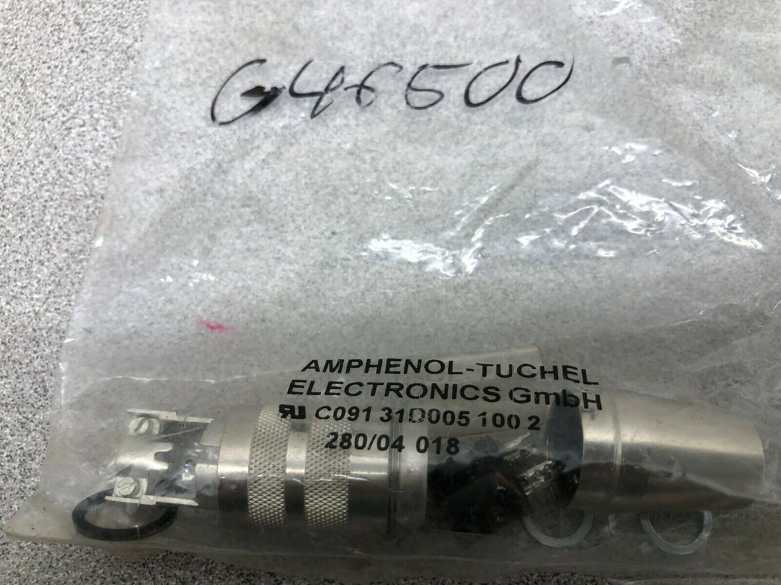 NEW IN BAG (LOT OF 4) AMPHENOL CIRCULAR DIN CONNECTOR CO91-31D005-100-2