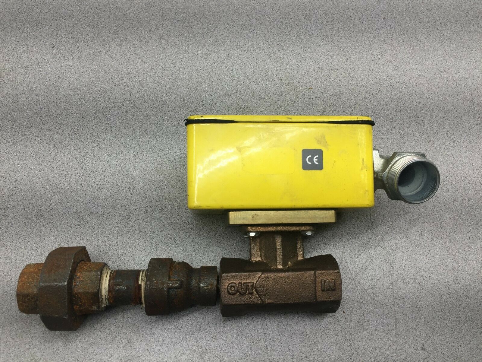 USED RCM INDUSTRIES 400 PSI MAX PRESSURE SWITCH 1/4-11-2--1S2