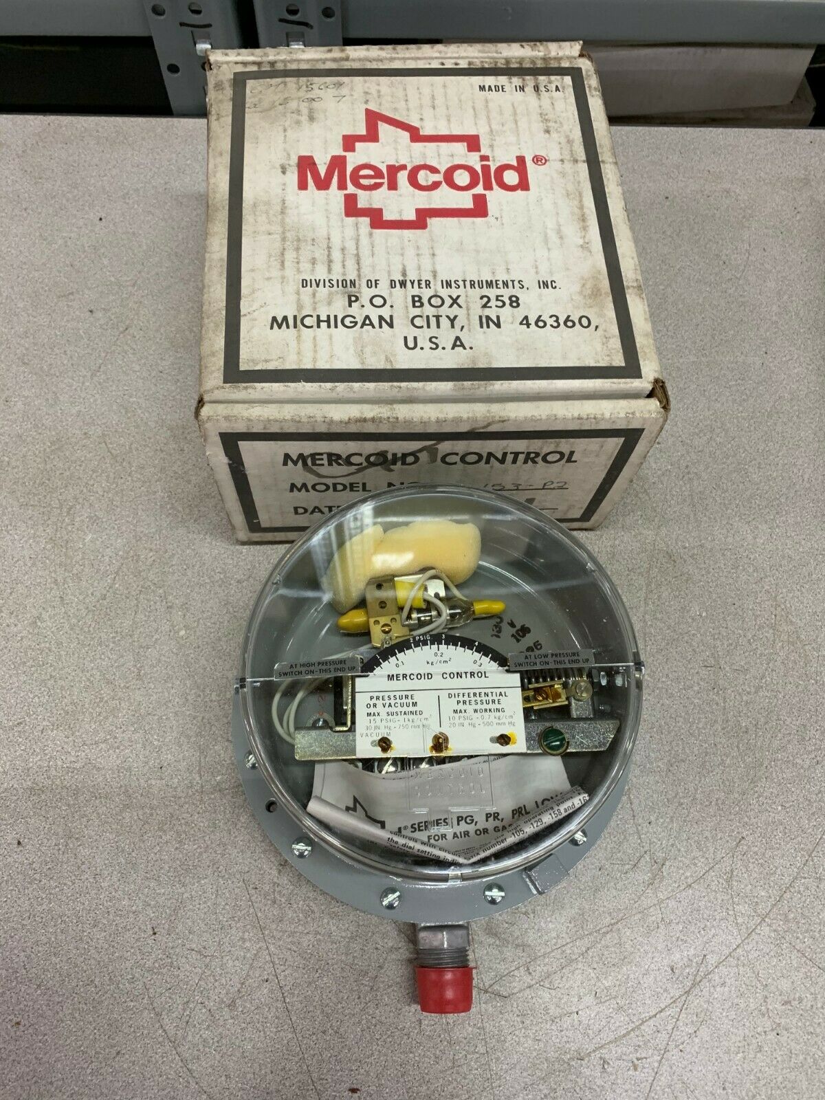 NEW IN BOX MERCOID PRESSURE SWITCH PG-153-P2