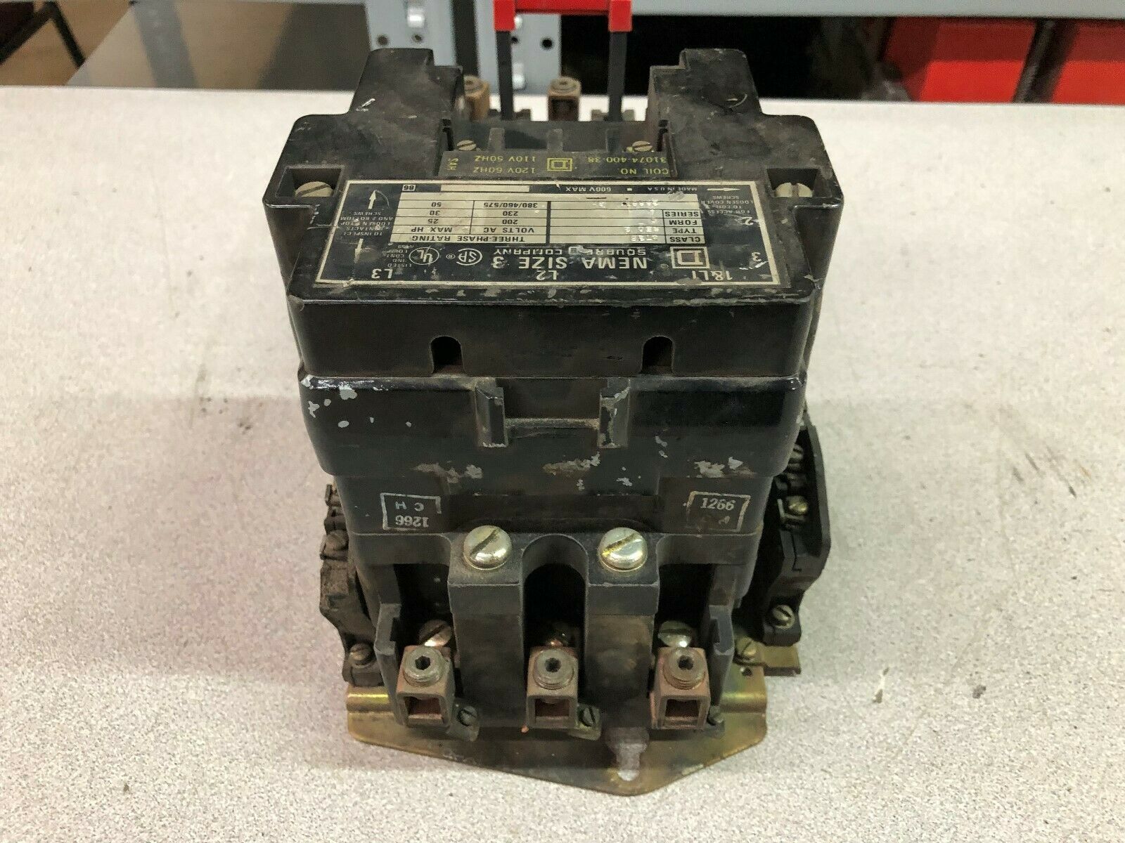 USED SQUARE D SIZE 3 120VAC COIL 3 PH STARTER 8736 SEO 2