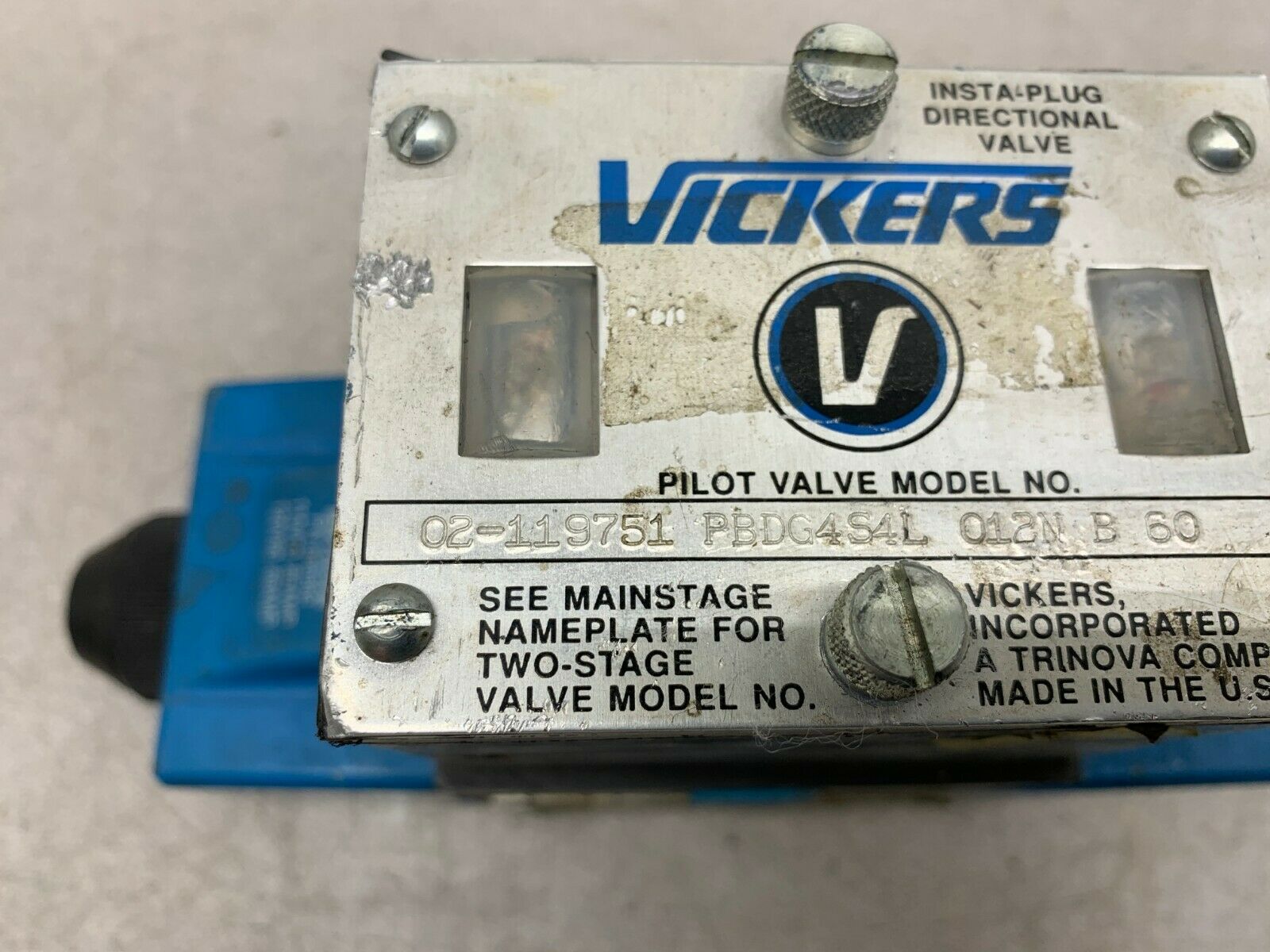 USED VICKERS HYDRAULIC VALVE PBDG4S4L 012N B 60