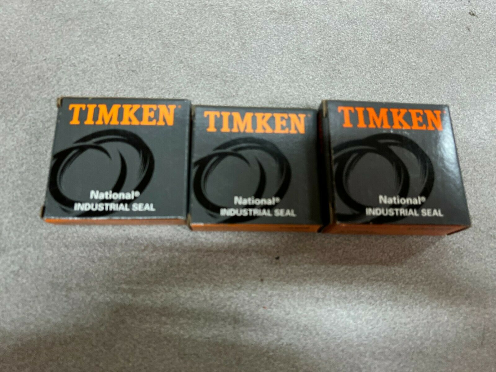 LOT OF 3 NEW IN BOX TIMKEN OILSEAL 470351