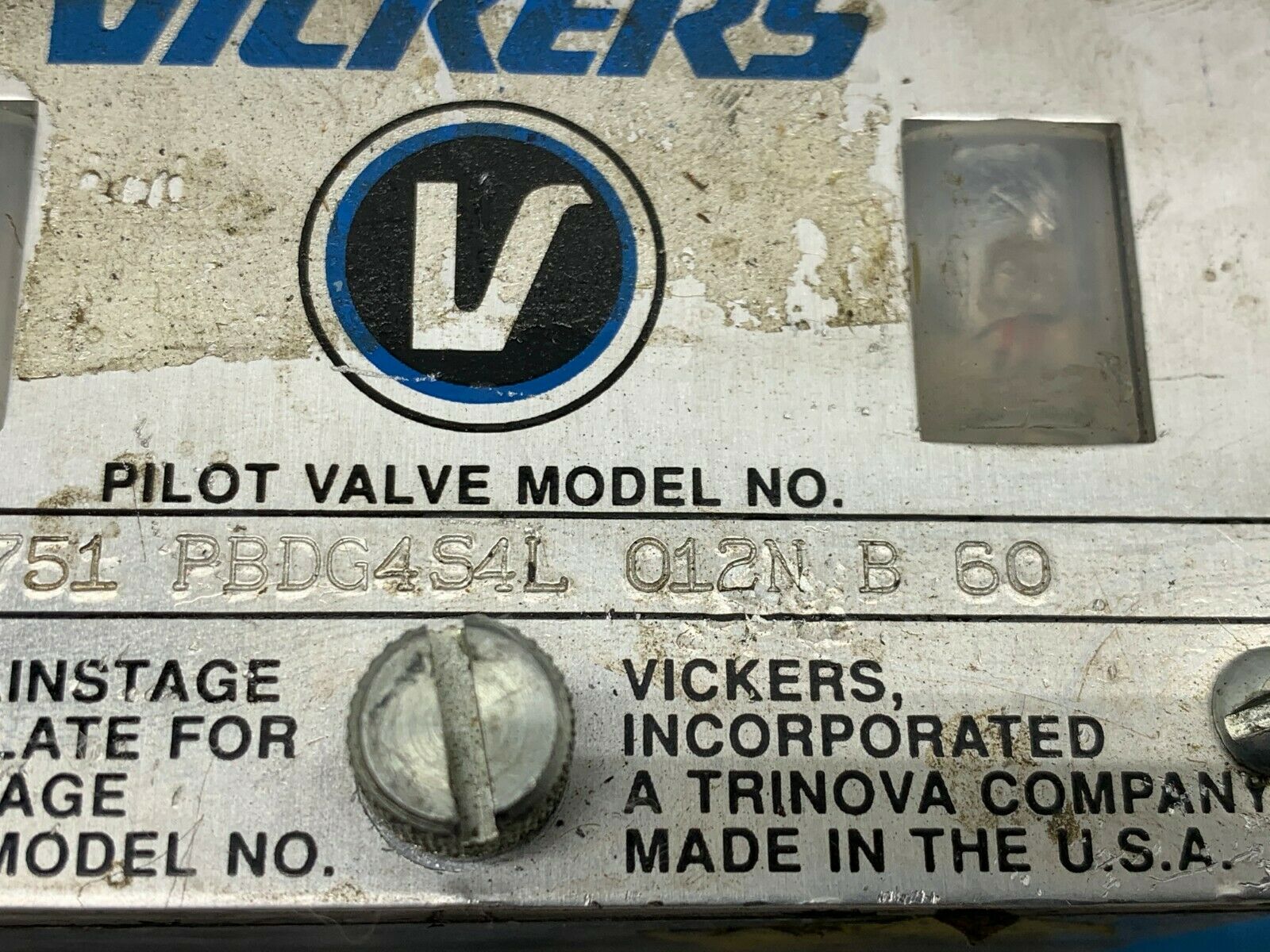 USED VICKERS HYDRAULIC VALVE PBDG4S4L 012N B 60