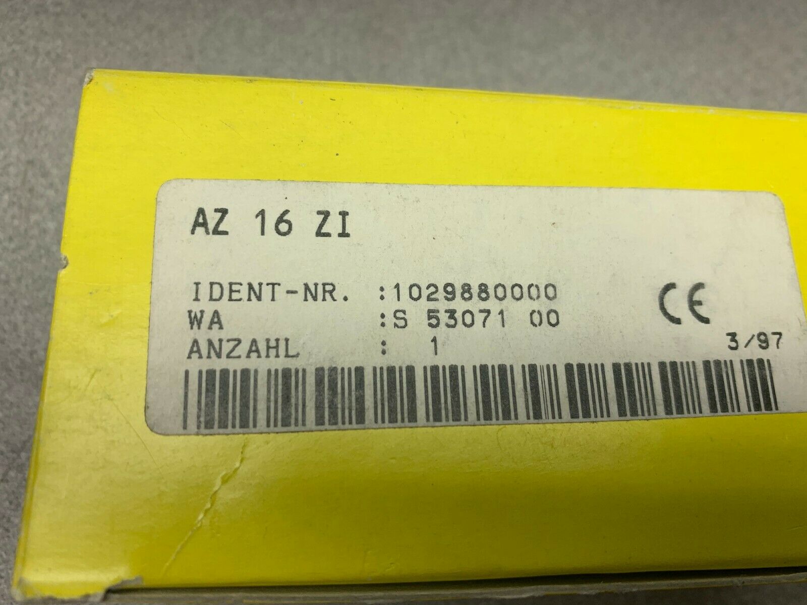 NEW IN BOX SCHMERSAL INTERLOCK SWITCH AZ1612-ZI-B1