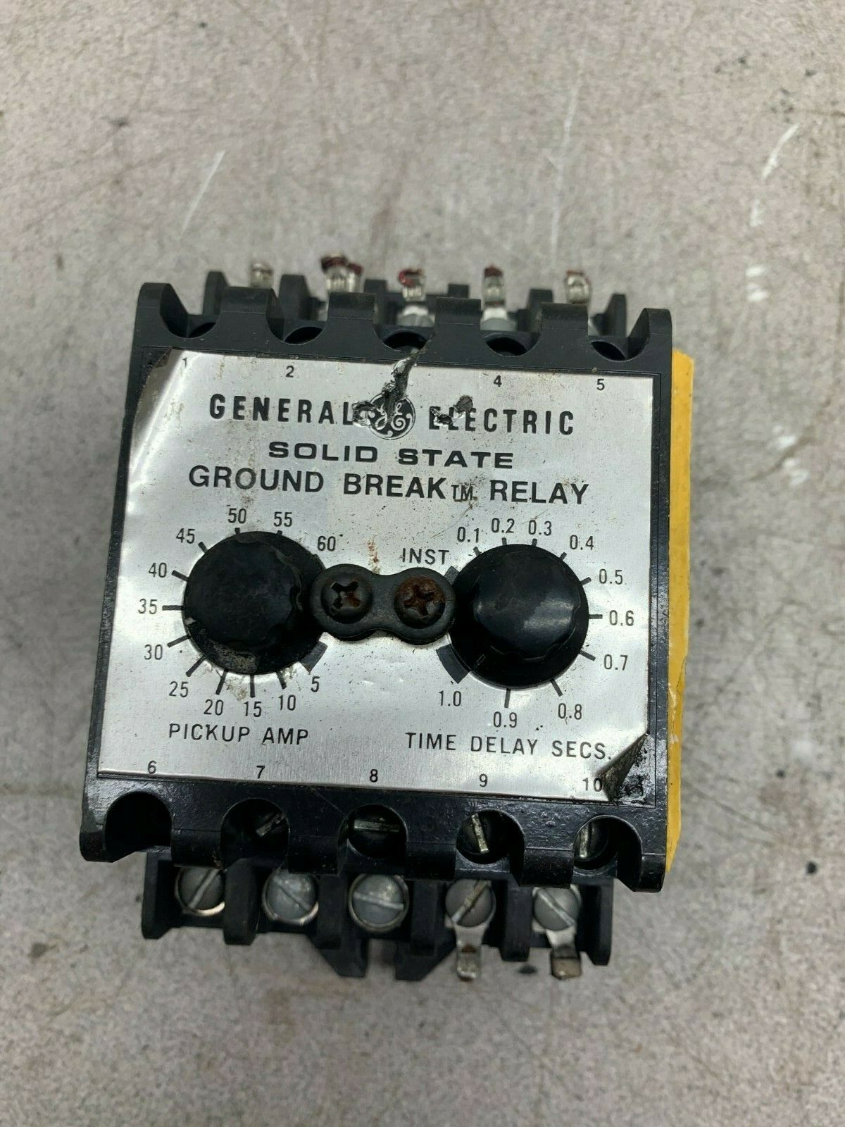 USED GENERAL ELECTRIC SOLID STATE GROUND BRAKE RELAY TGSR06