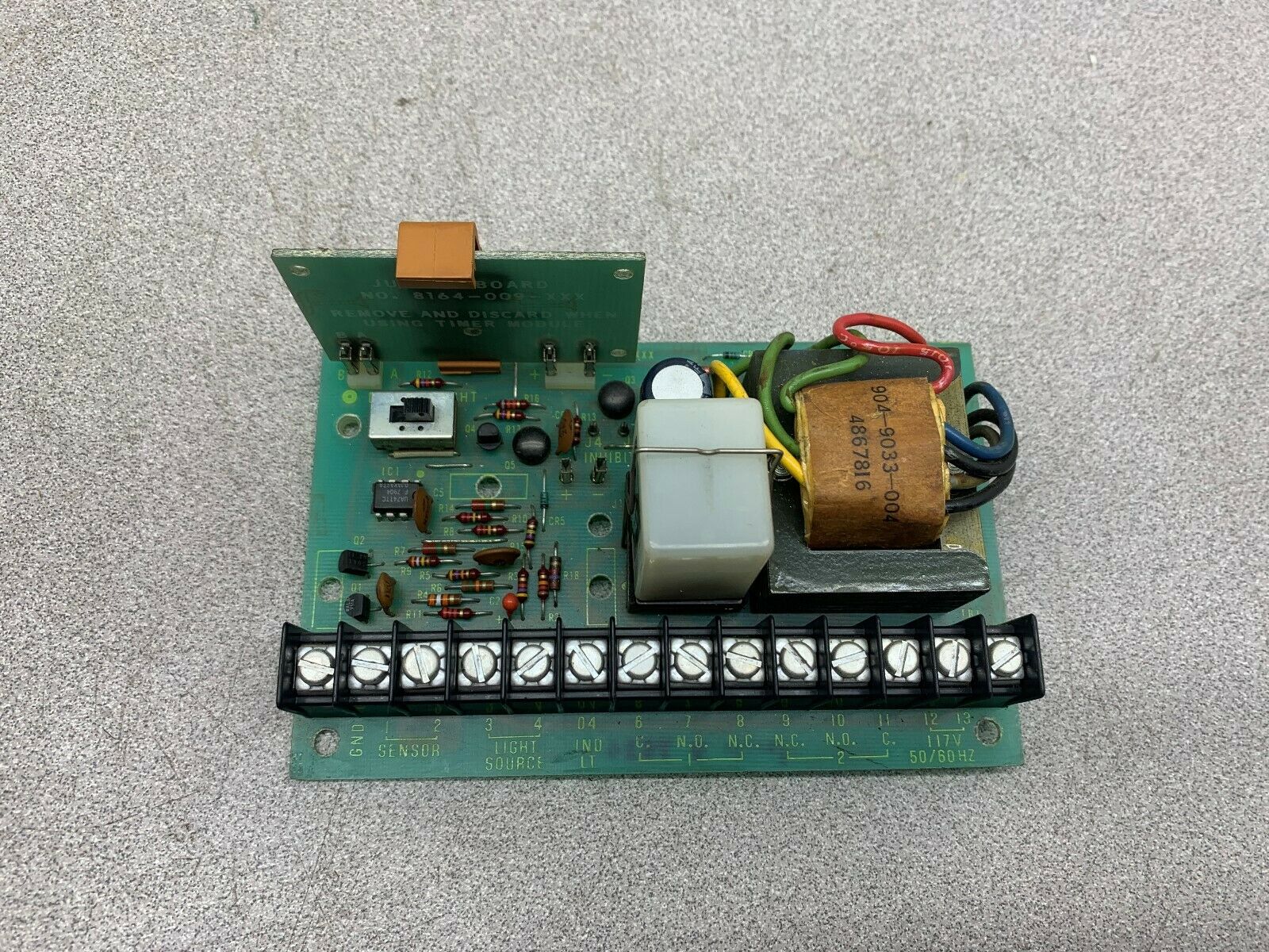 NEW NO BOX WARNER CIRCUIT BOARD 8190-002-XXX