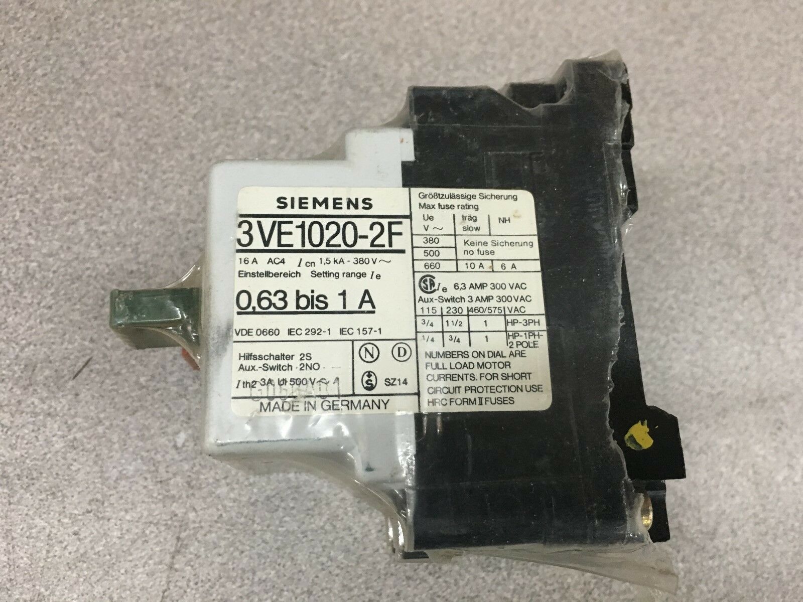 NEW NO BOX SIEMENS CIRCUIT BREAKER 3VE1020-2F