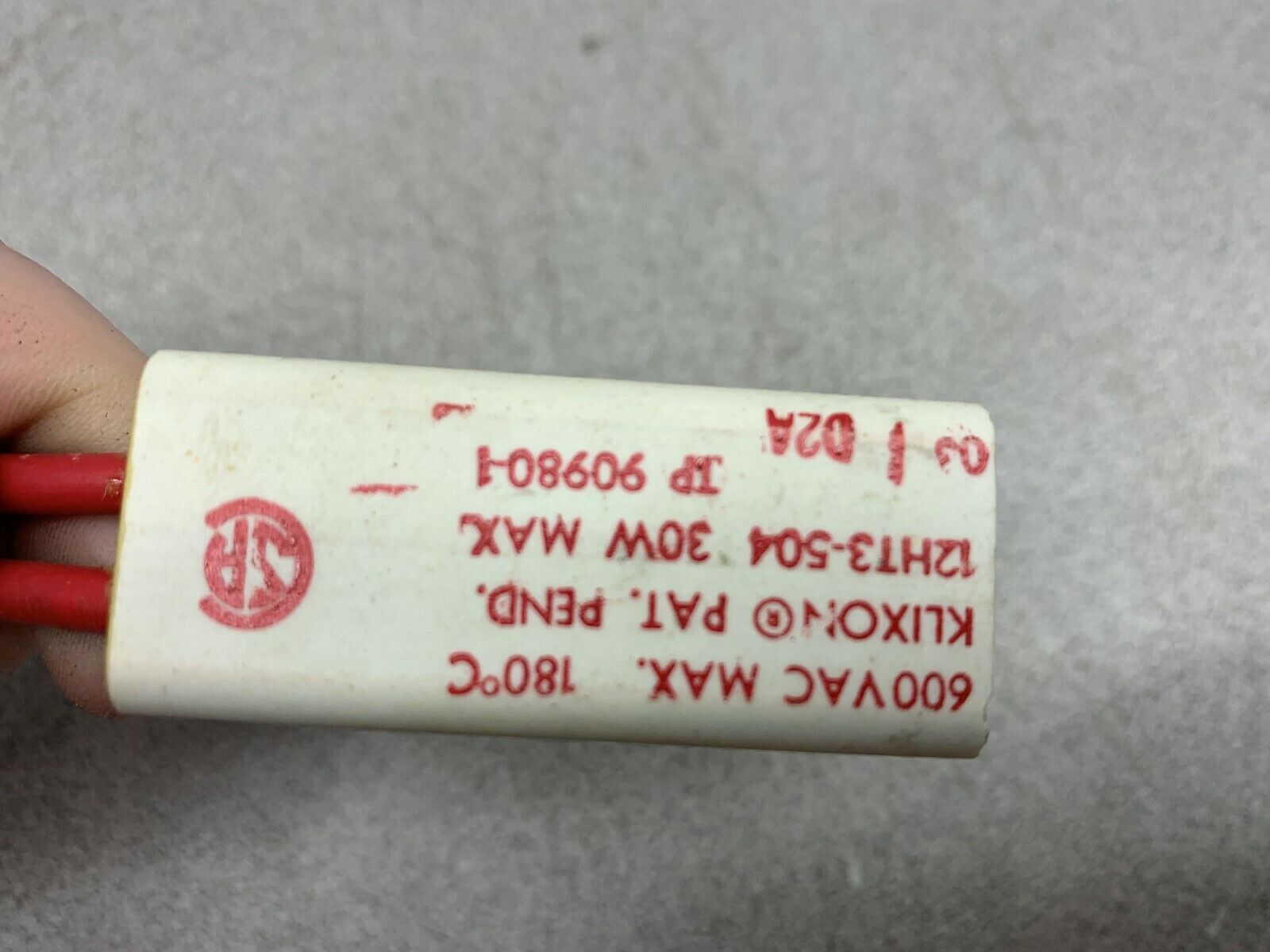 NEW NO BOX  KLIXON HEATING HEATER ELEMENT ELECTRICAL IMMERSION 12HT3-504