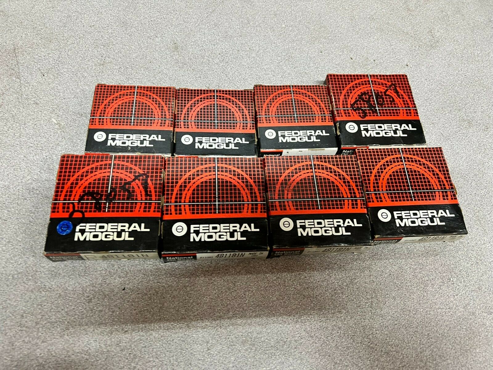 LOT OF 8 NEW IN BOX FEDERAL MOGUL OILSEAL 481181N