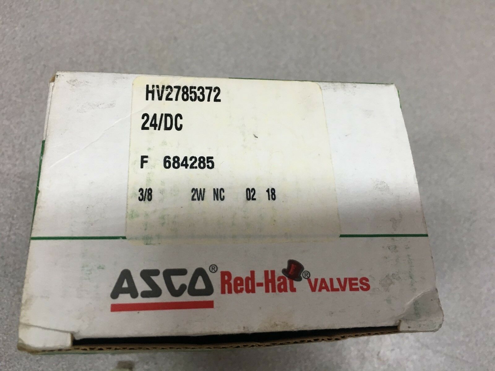 NEW IN BOX ASCO RED HAT SOLENOID VALVE 3/8" PIPE SIZE HV2785372