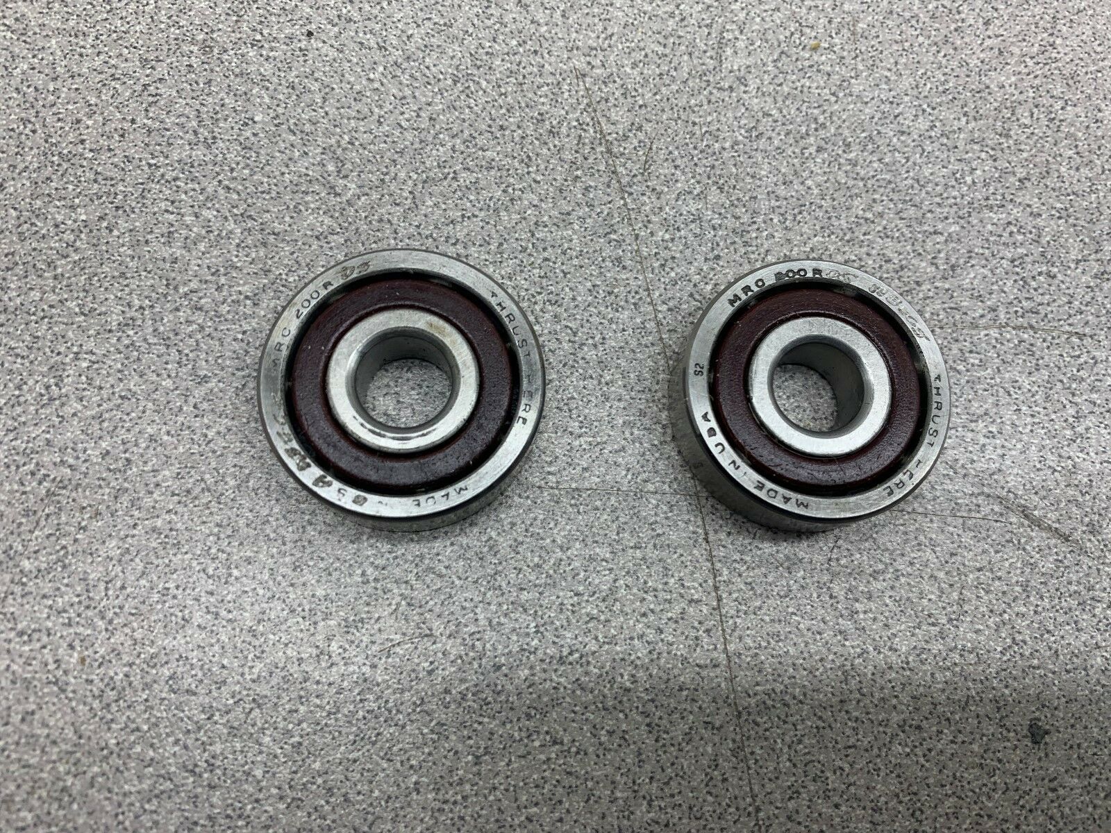 LOT OF 2 NEW NO BOX MRO BEARING 200R