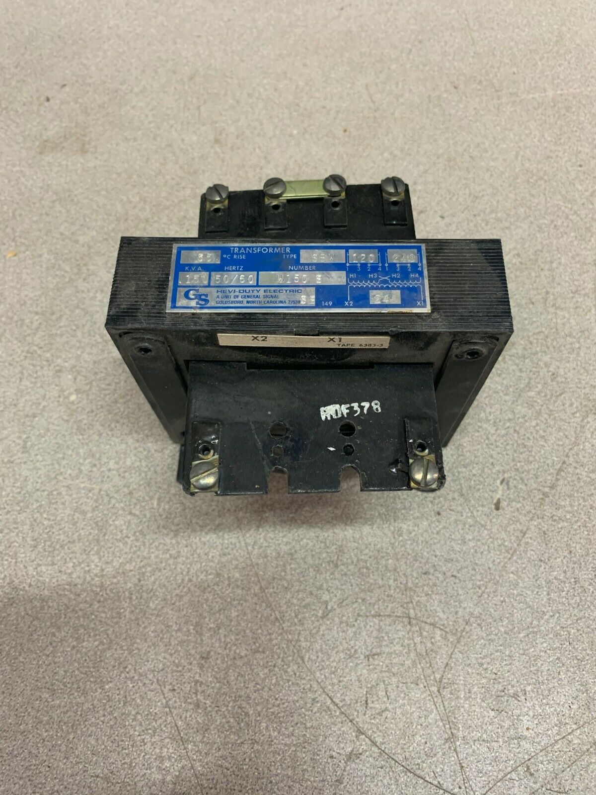 NEW NO BOX SOLA HEVI DUTY .150KVA TRANSFORMER SBW W150 E