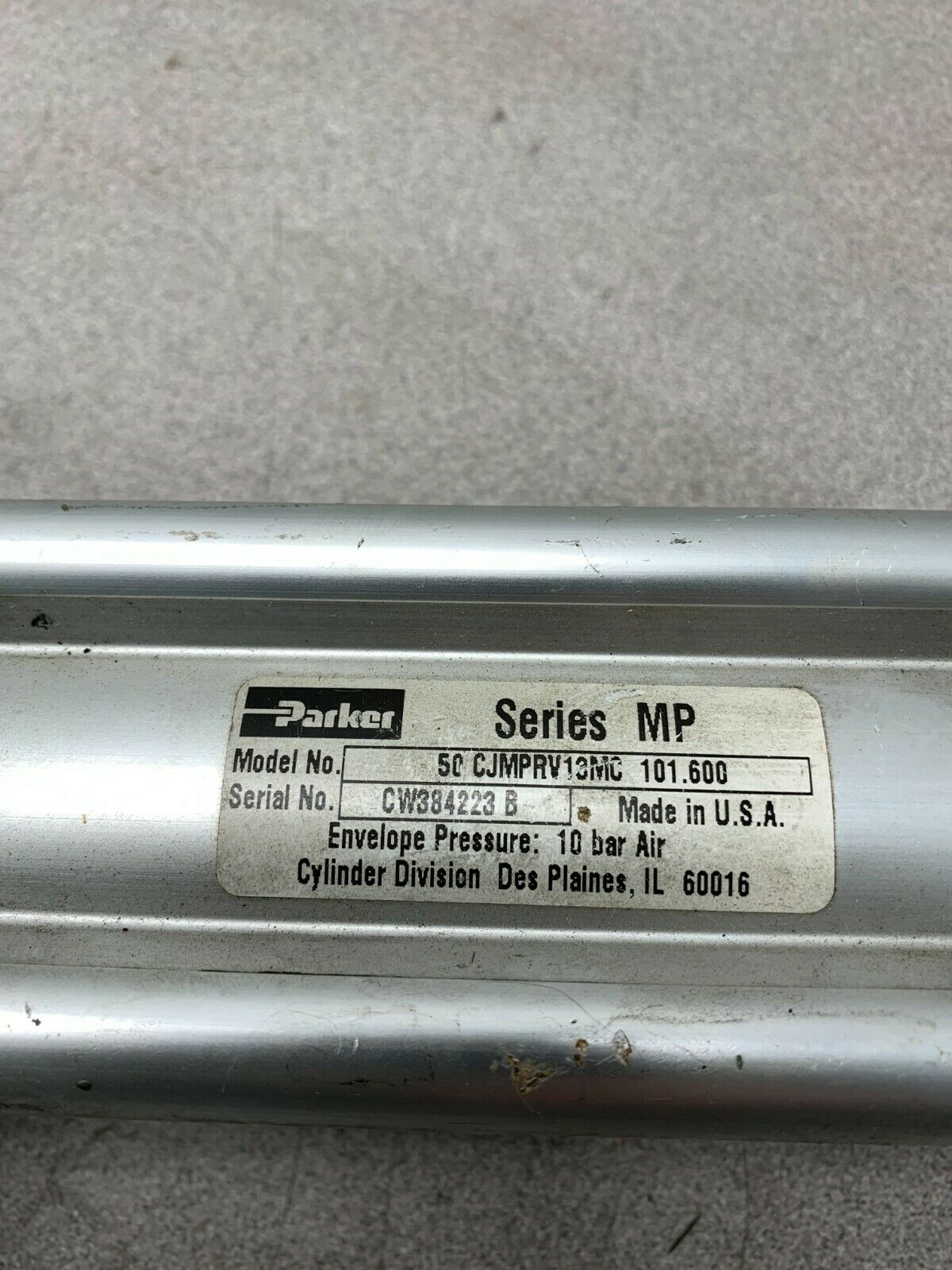 USED PARKER PNEUMATIC CYLINDER 50 CJMPRV13MC 101.6