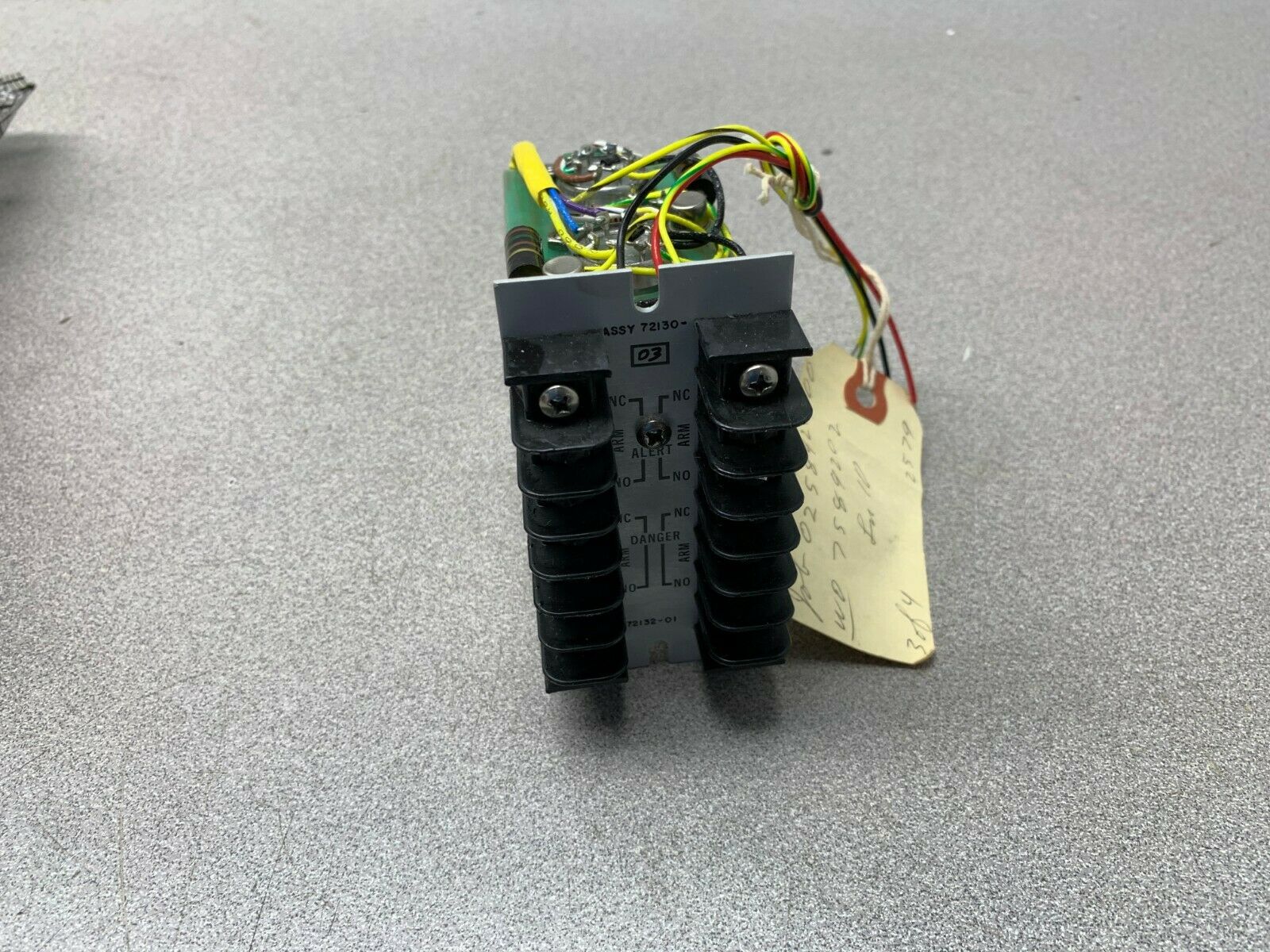 NEW NO BOX BENTLY NEVADA 72132-01 RELAY ALARM 72130-03