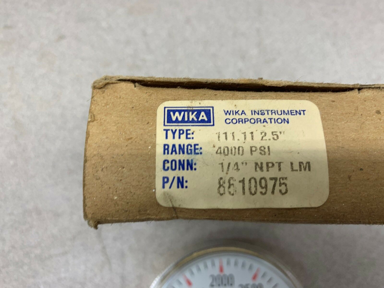 NEW IN BOX WIKA GAUGE 8610975