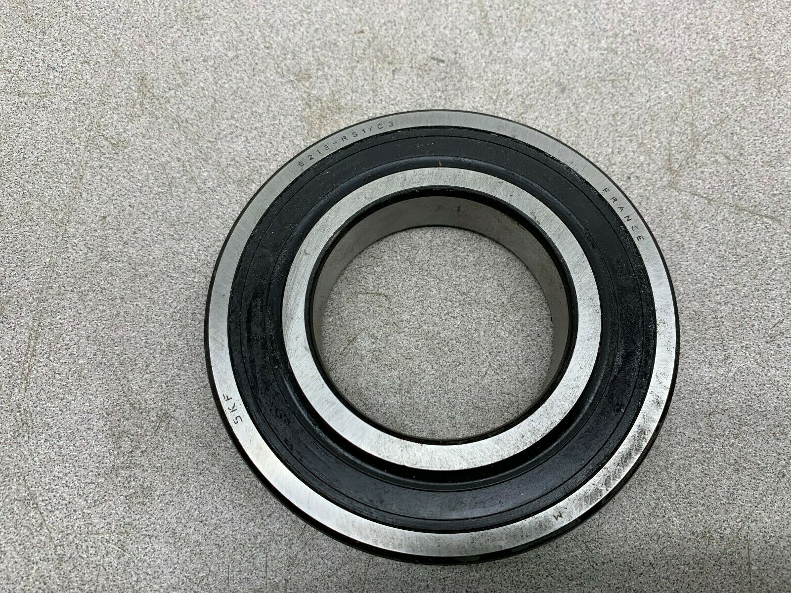 NEW NO BOX SKF BEARING 6213-RS1/C3