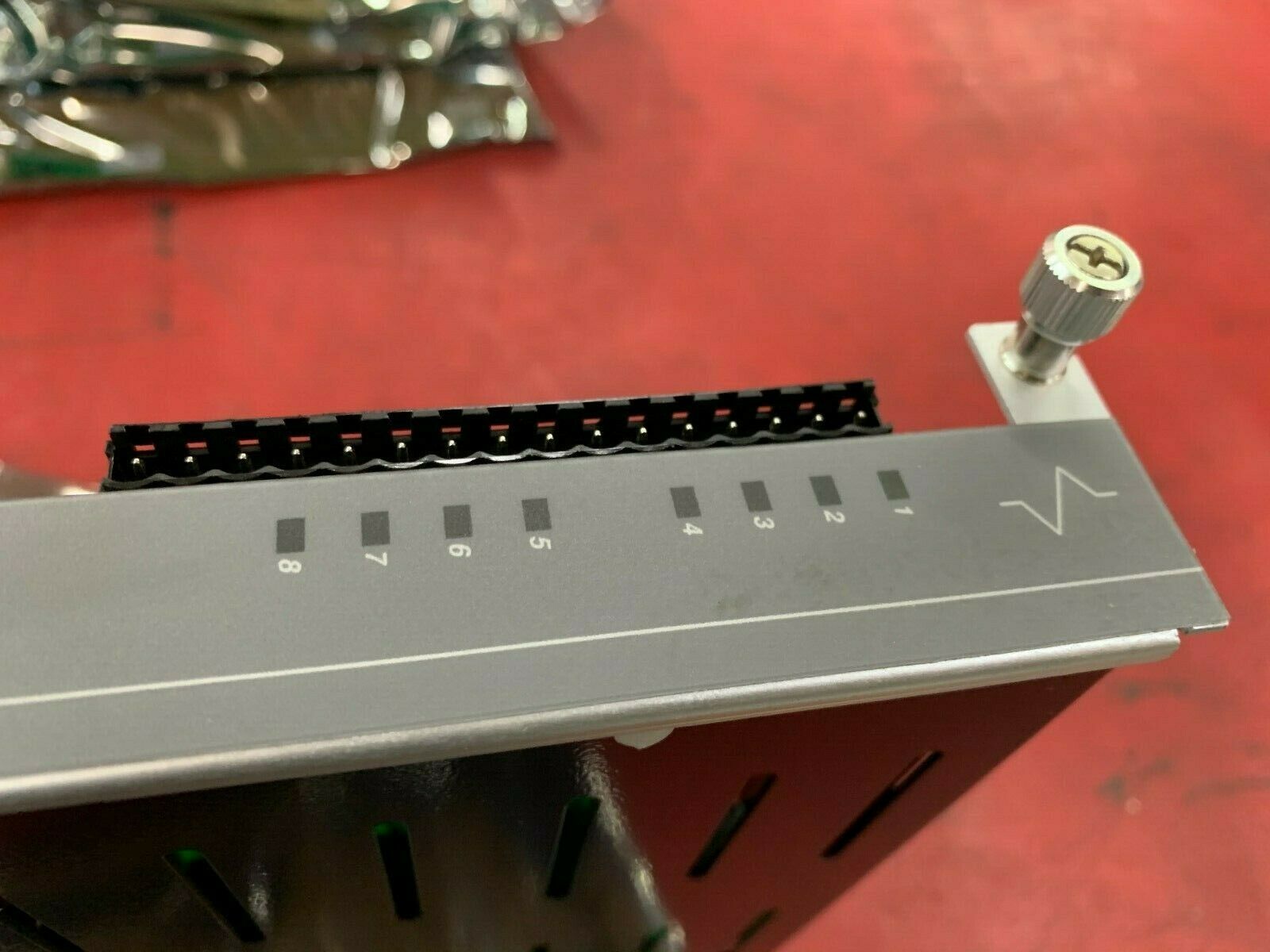 NEW NO BOX METSO PLC RELAY OUTPUT  MODULE IOP351