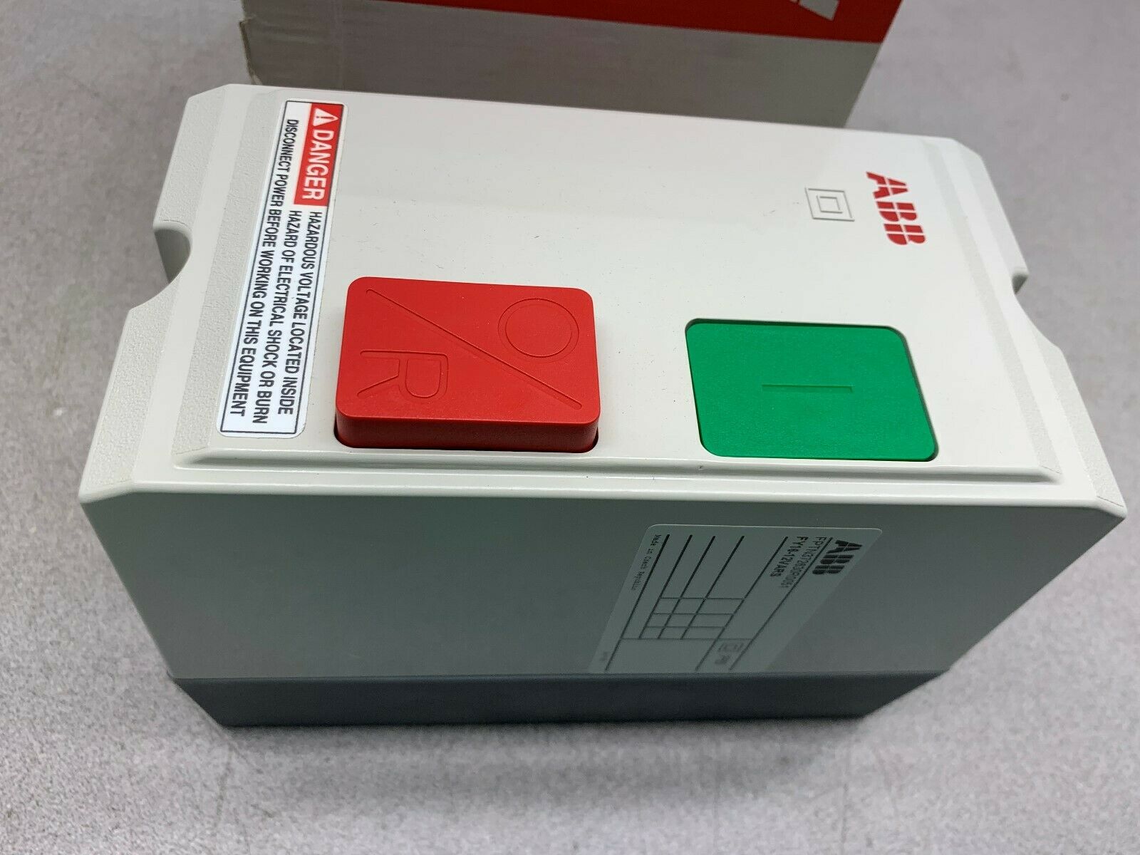 NEW IN BOX ABB "3PH STR,IP65,120V,ST-STEN" A9SD-84NA