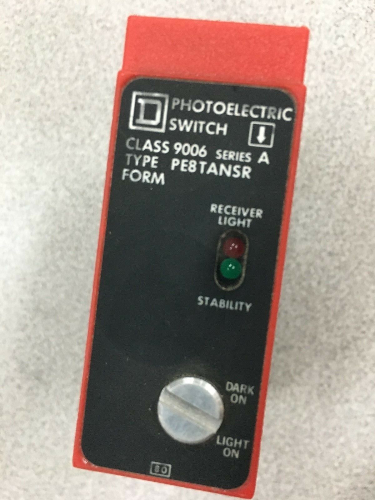 NEW NO BOX SQUARE D PHOTOELECTRIC SWITCH 9006 PE8TANSR SERIES A